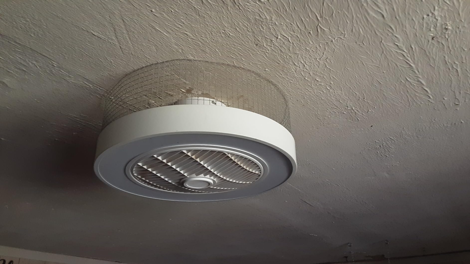 LEDIARY 20 Inch Low Profile Bladeless Enclosed LED Ceiling Fan Light, White customer photo 1