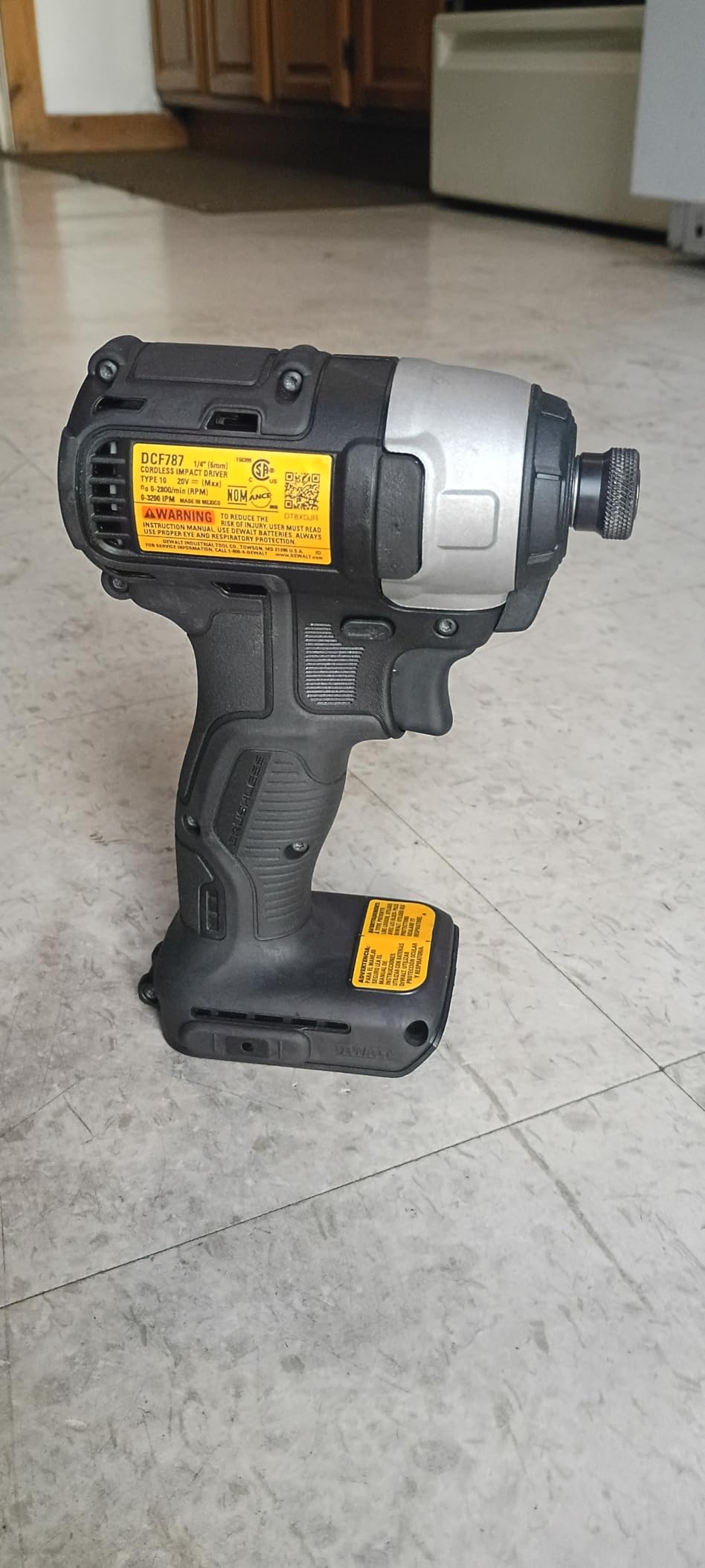 DEWALT 20V MAX Cordless Drill and Impact Driver, Power Drill Brushless 2-Tool Power Tool Combo Kit, Includes 2 Batteries, Charger and Bag (DCK277D2) customer photo 2
