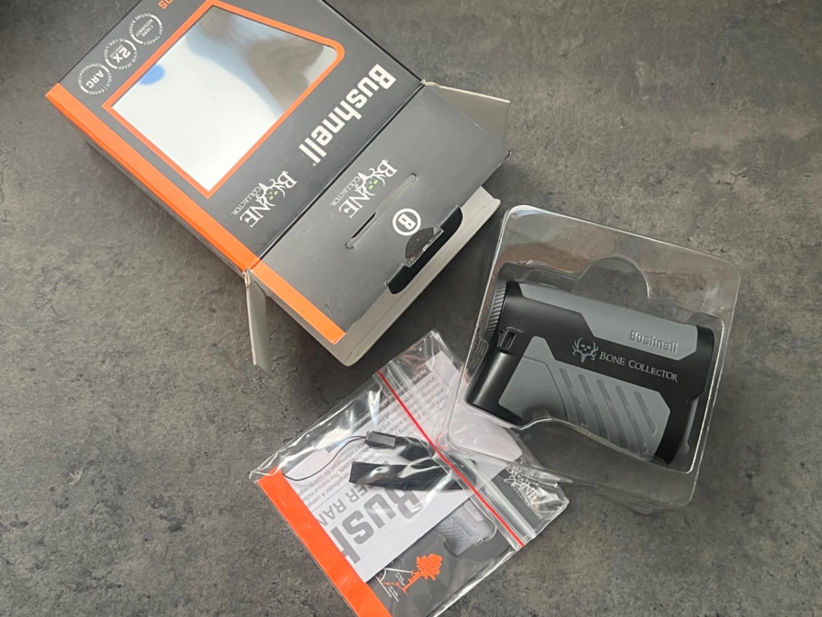 Bushnell BoneCollector 1000 Hunting Rangefinder customer photo 2