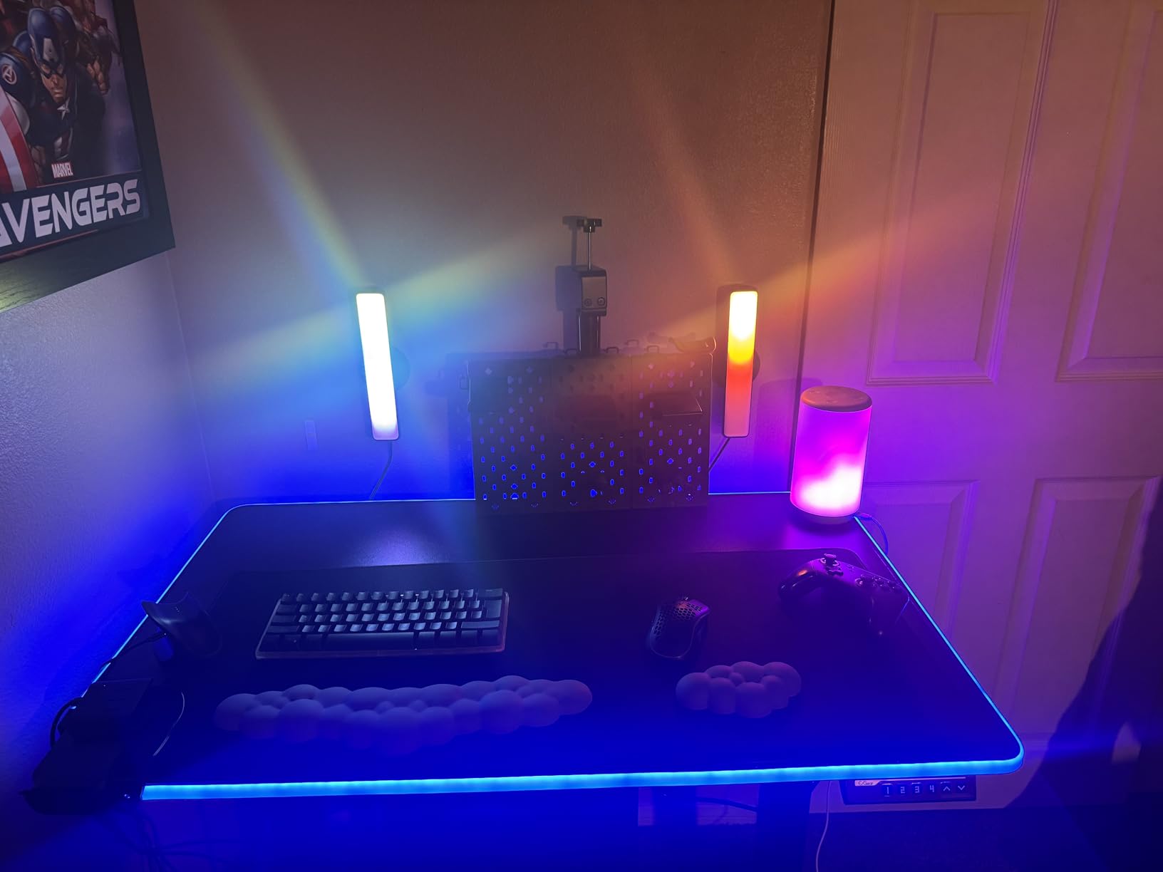 Govee RGBIC Neon Rope Lights for Desks, 16.4ft LED Gaming Desk Lights with Razer Chroma Sync customer photo 2