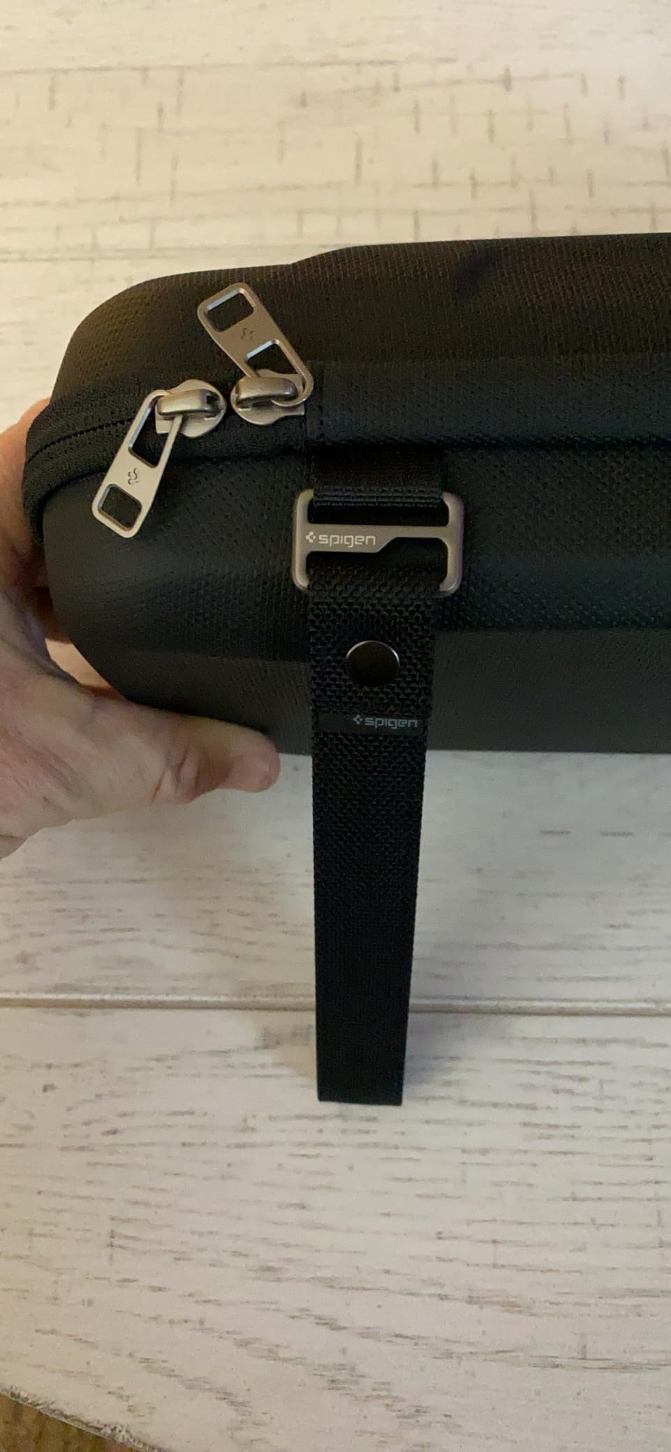 Spigen Rugged Armor Pro Hard Shell Carrying Case customer photo 1