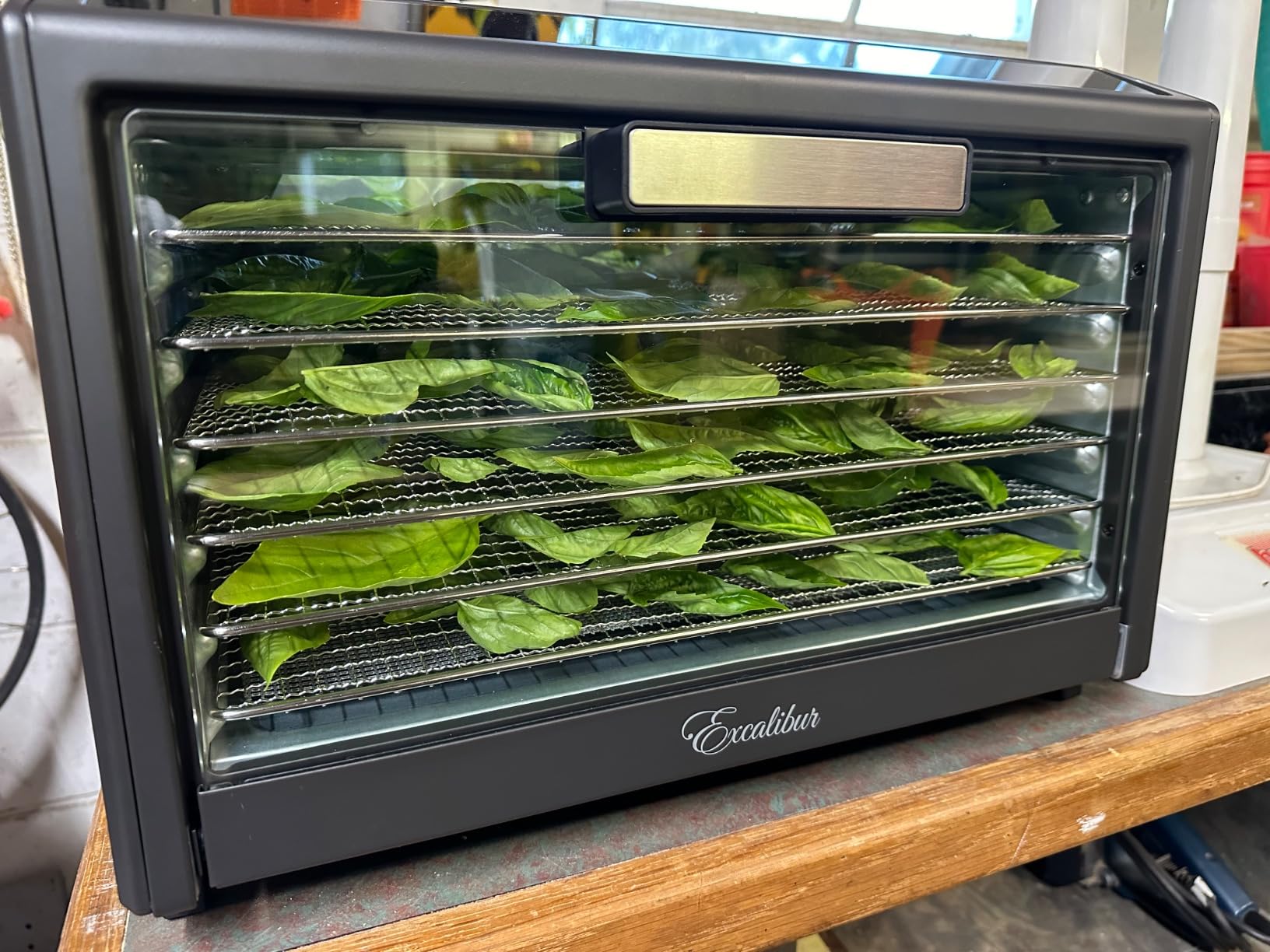 Excalibur Electric Food Dehydrator Performance Series 10-Tray with Adjustable Temperature Control Includes Stainless Steel Drying Trays Glass Door Top View Window and LED Display Progress Bar, Black customer photo 1