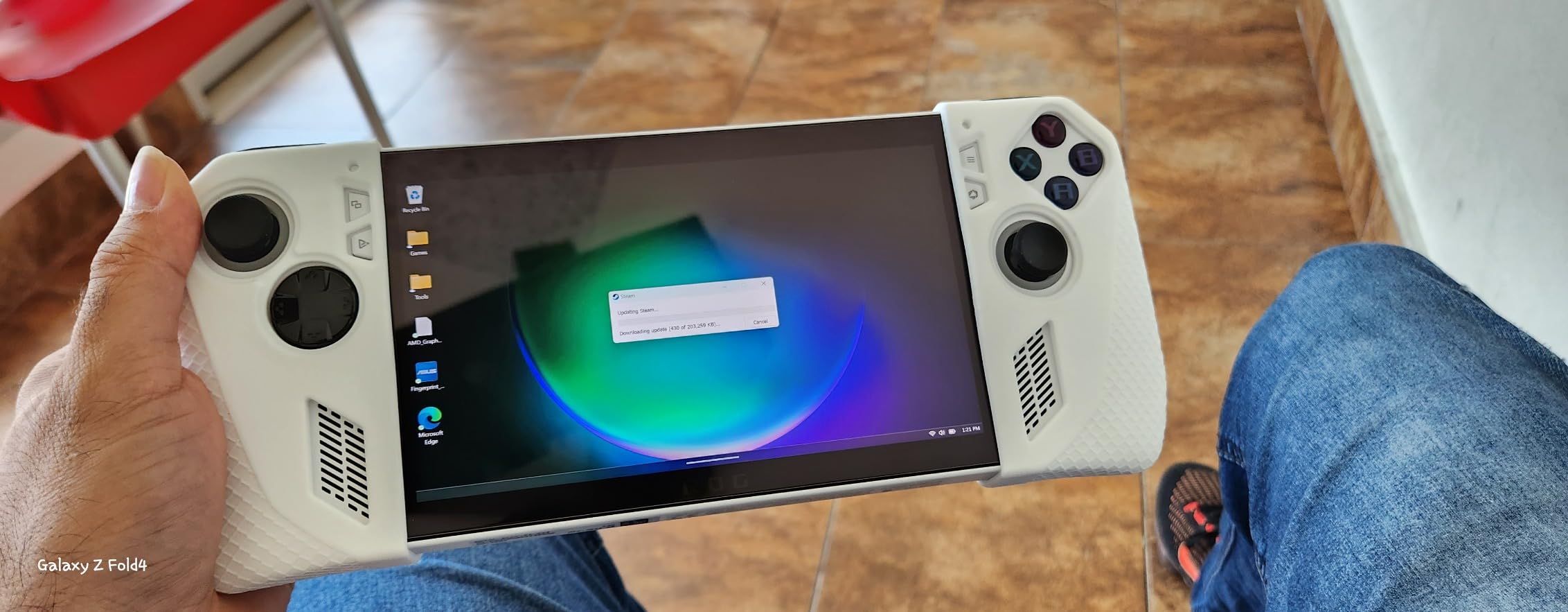 ASUS - ROG Ally Gaming Handheld Console - Z1 Processor, 512GB, 1080p 120Hz Display,White customer photo 1
