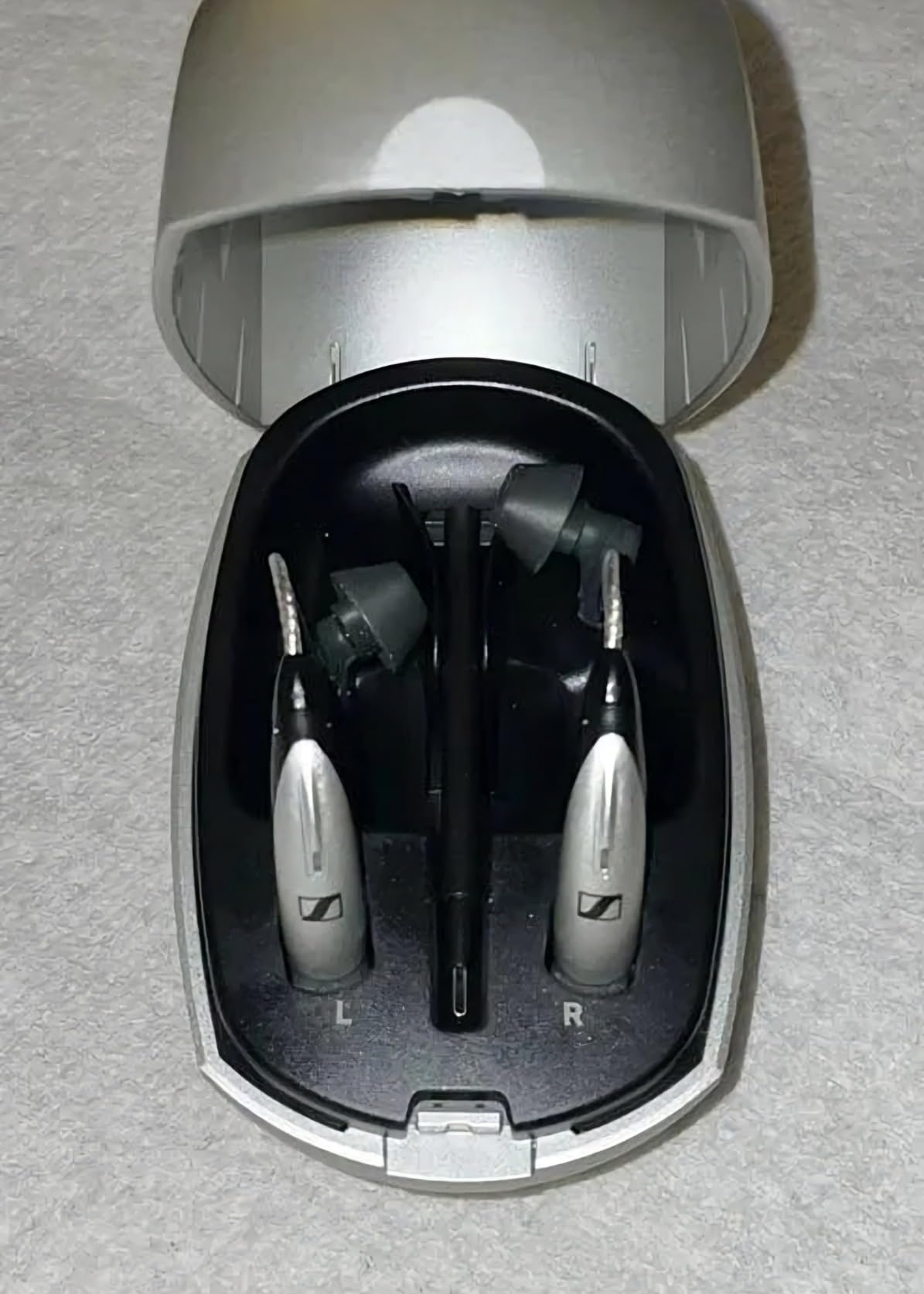 Sennheiser All-Day Clear Bluetooth Hearing Aids - OTC Hearing Aids with Bluetooth, Self-Fitting, Programmable Sound, FDA Cleared, Light Grey customer photo 2