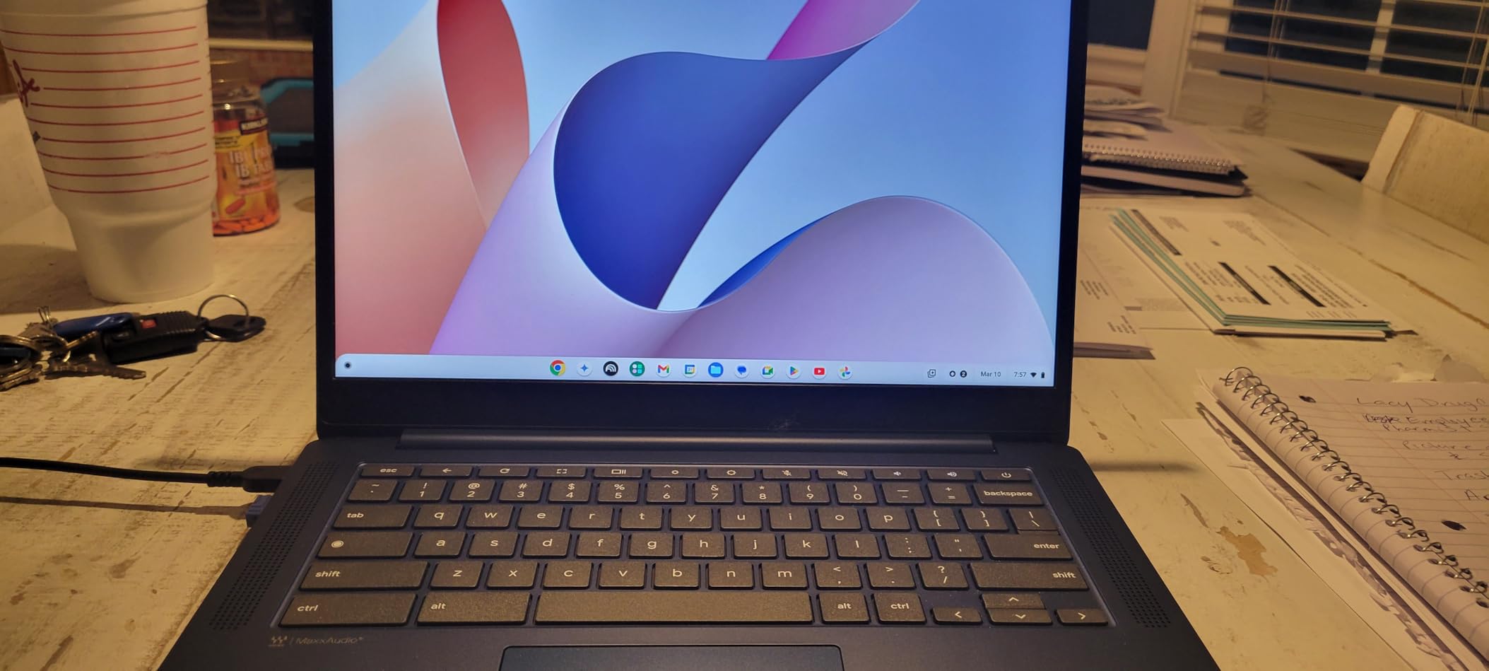 Lenovo Flagship Chromebook, 14'' FHD Touchscreen Slim Thin Light Laptop Computer, 8-Core MediaTek Kompanio 520 Processor, 4GB RAM, 64GB eMMC, WiFi 6,Chrome OS, Abyss Blue customer photo 1