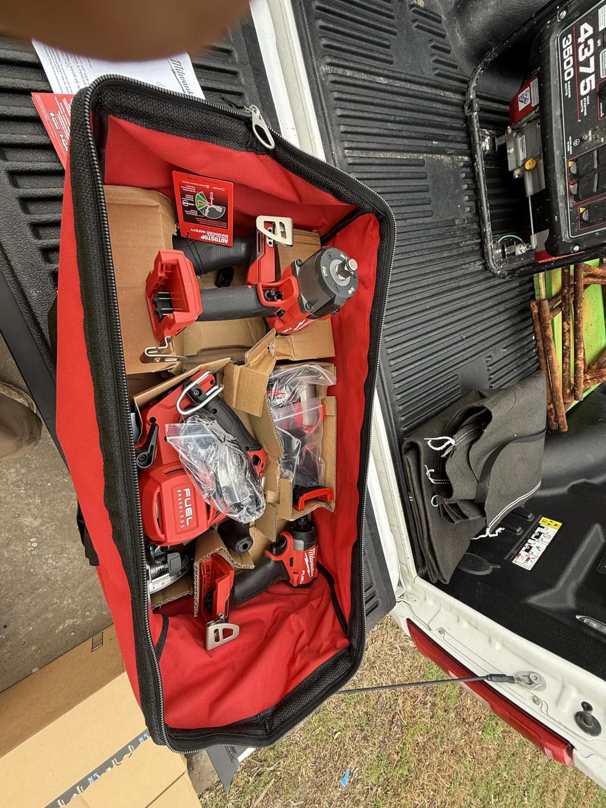 Milwaukee M18 FUEL 18V Lithium-Ion Brushless Cordless Combo Kit with Two 5.0 Ah Batteries, 1 Charger, 2 Tool Bags (7-Tool) customer photo 1
