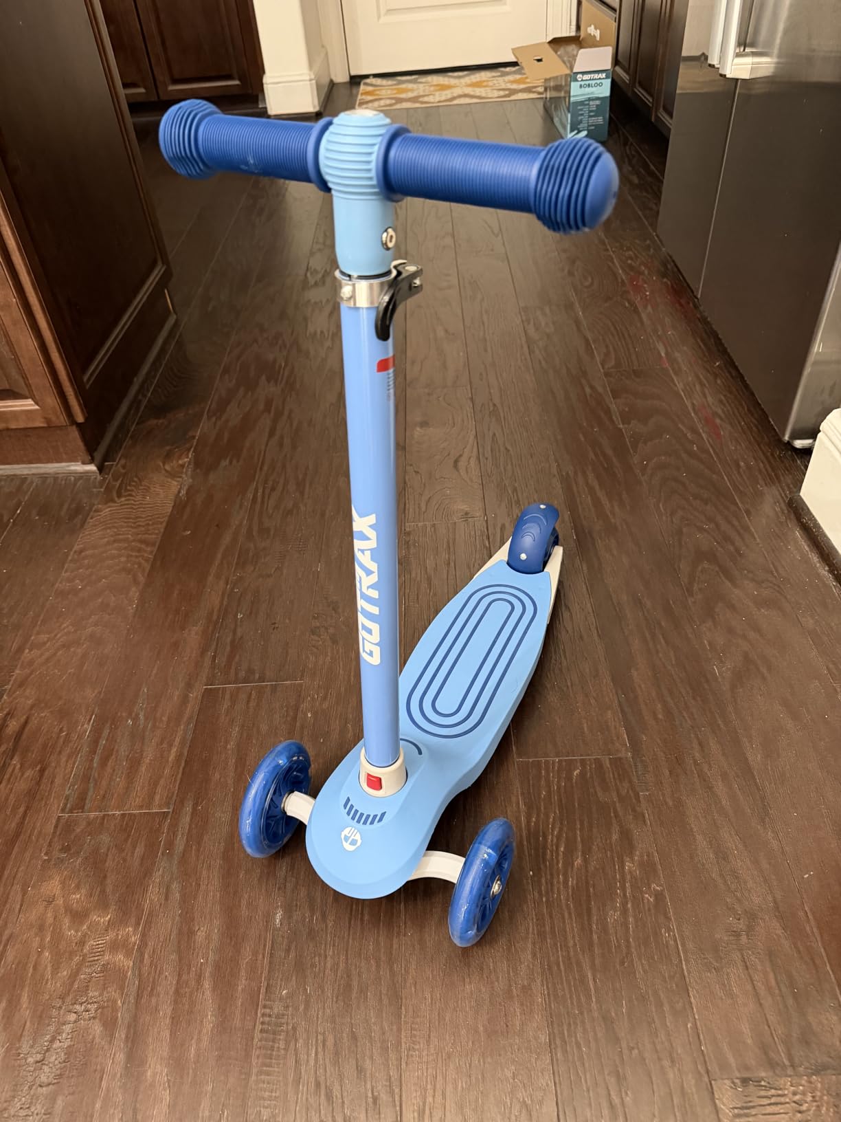 Gotrax KS1 Kids Kick Scooter, 3 Wheels for Boys & Girls 2-8, Gifts customer photo 2