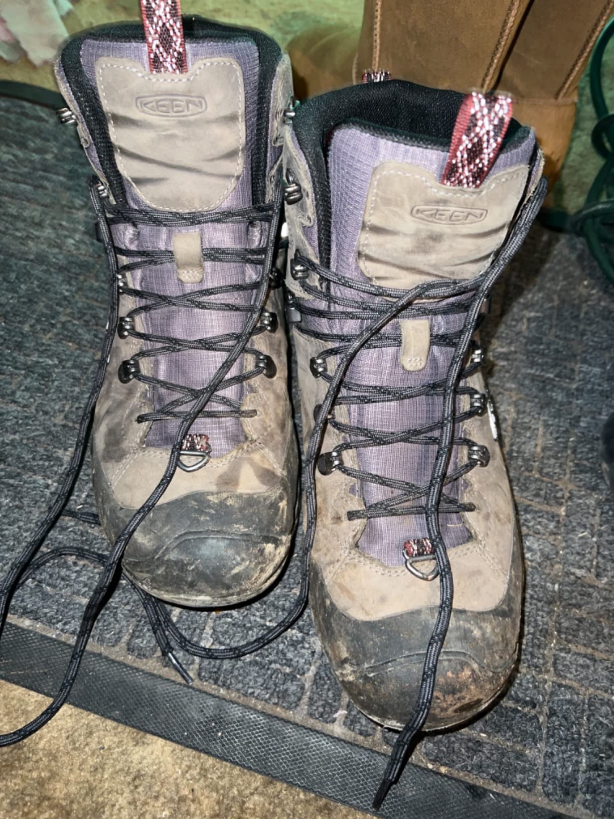 KEEN Revel 4 Mid Height Polar Insulated Waterproof customer photo 1