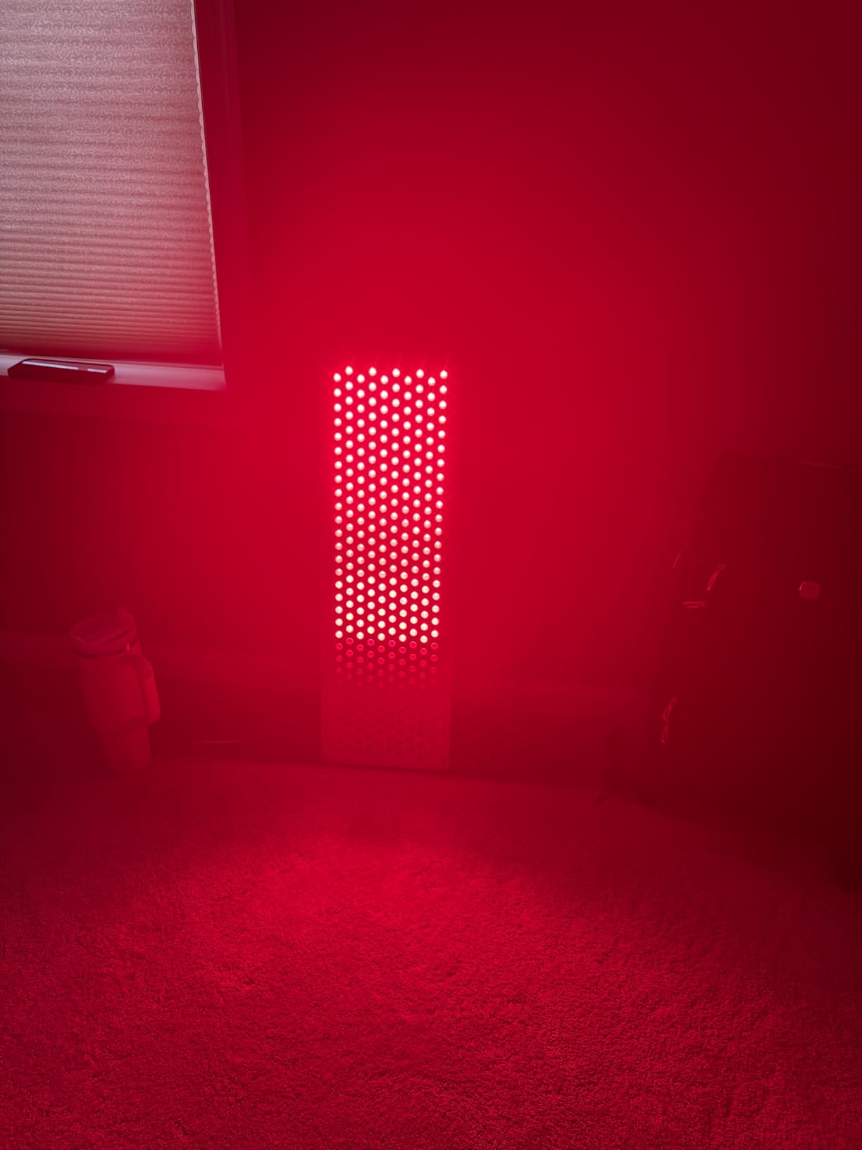 VEVOR Red Light Therapy for Body Face, 60 Dual-Chip LEDs, Red 660nm & Near Infrared 850nm Combo, High Power Light Therapy Panel for Recovery, Pain Relief, Wound Healing, Skin Health, 80W customer photo 1
