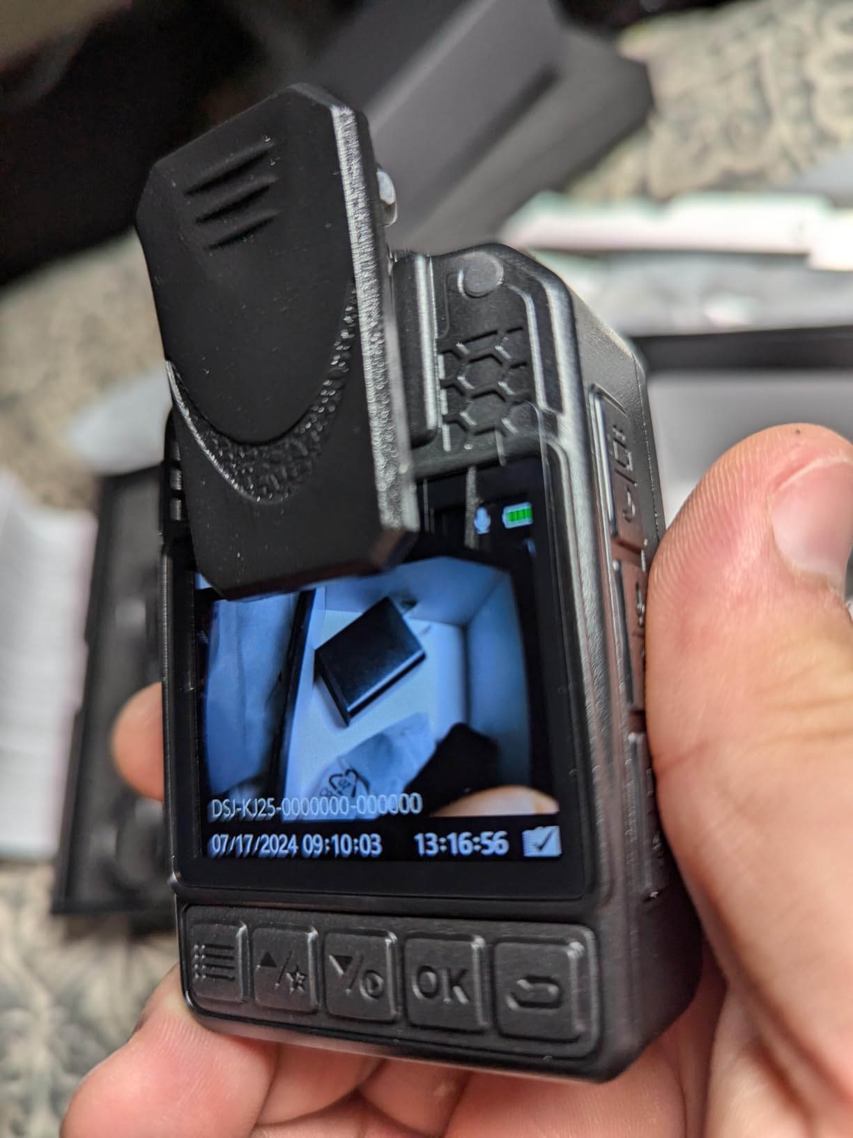 BOBLOV KJ25 1080P Body Camera, 10-13H Battery Night Vision Body Cam | 3000mAh battery, built-in light and card-not-included style for hiking, delivery, law enforcement and pet walking customer photo 2