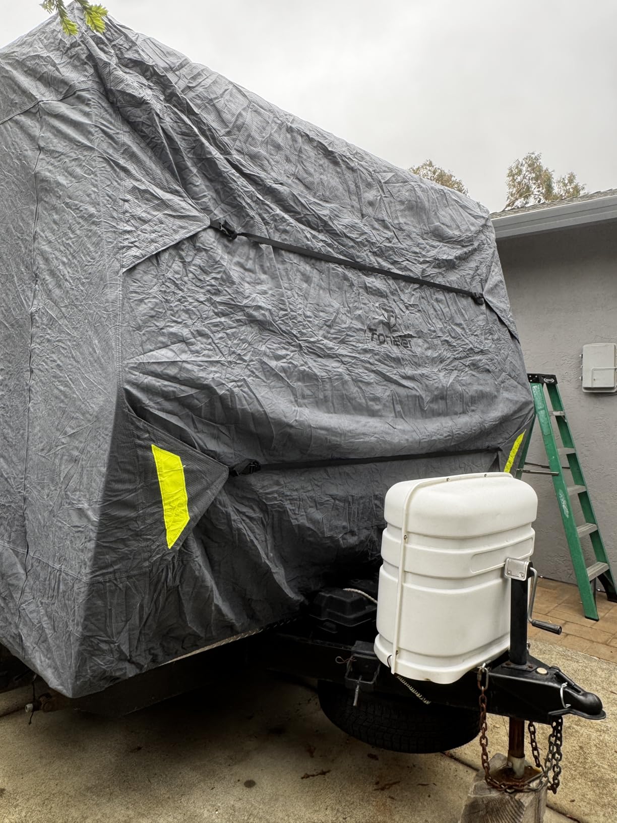 Fonzier 9 Layers Heavy Duty Class A RV Cover & 4 Tire Covers, 31-34FT customer photo 2