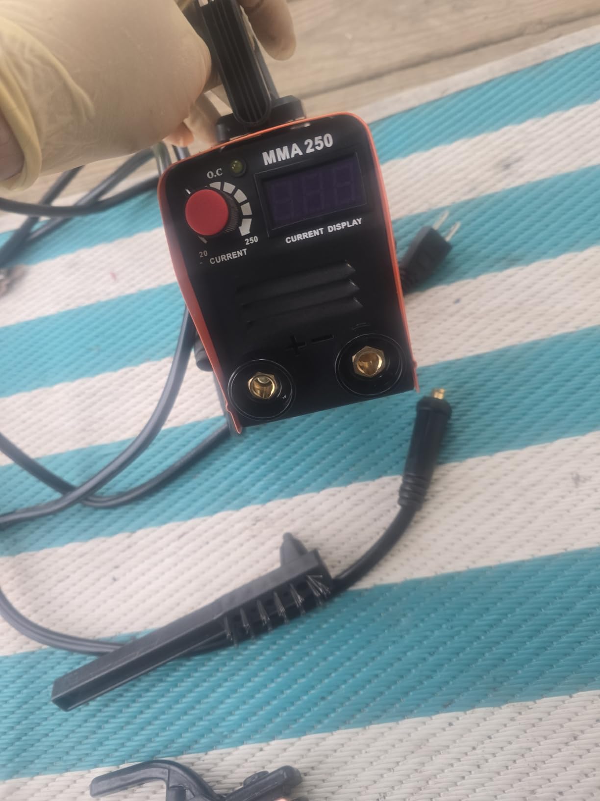 Siasky Mini Welding Machine, Upgraded Welder Machine 110V, Portable Stick Welder MMA-250A, IGBT Inverter Welder with Hot Start, Arc Force, Anti-Stick (20 welding rods) customer photo 1