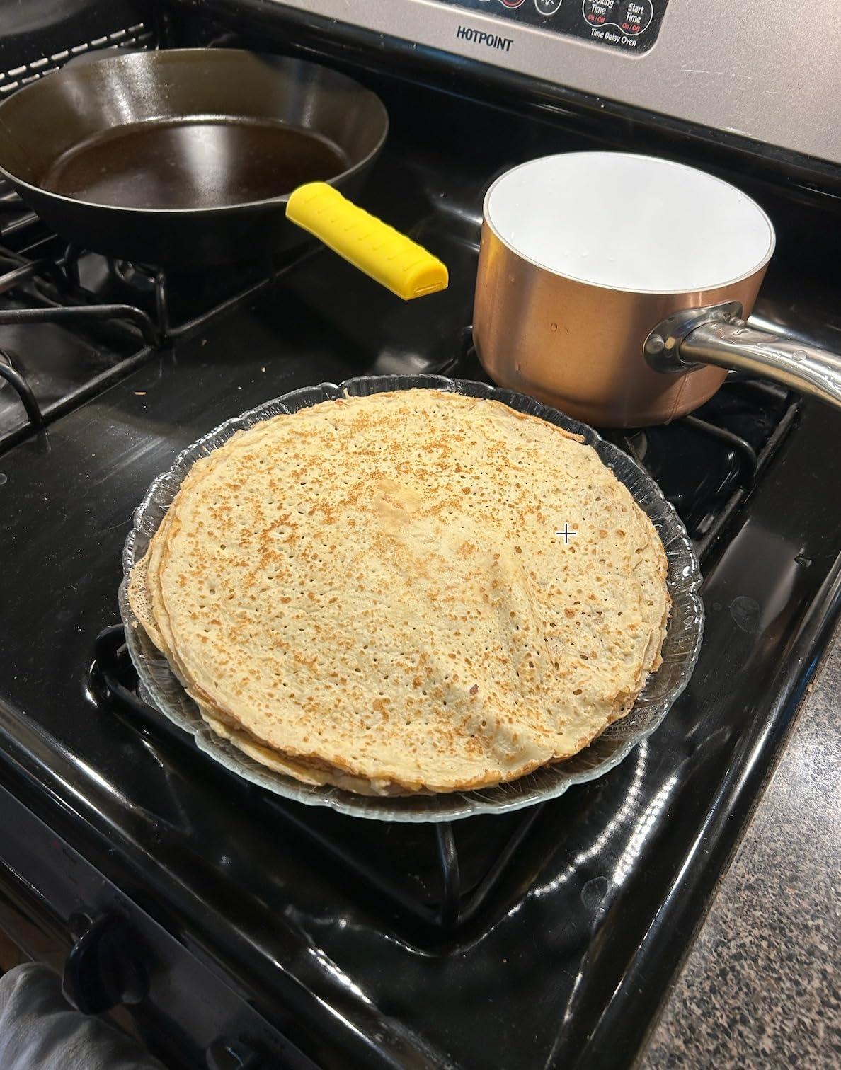 COOKLIFE 12 Inch Lightweight Pre-Seasoned Cast Iron Skillets - Smooth Polished Surface, Easy to Clean Cast Iron Pan Use in the Oven, on the Stove or Grill, Over a Campfire customer photo 1