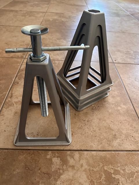 PAULINN RV Stabilizer Jacks 4 Pack, Heavy Duty Aluminum Jack Stands for Travel Trailer Camper, Single Screw Jack Support up to 6000 Lbs, Adjustable from 11 inch to 17 inch customer photo 2