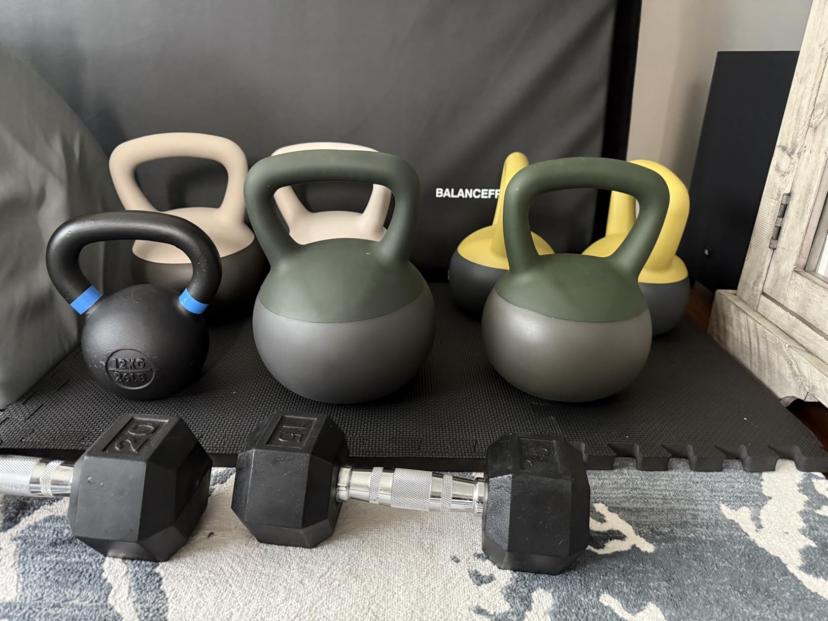 YOTTOY Soft Kettlebell, Set for Strength Training Kettlebells & Home Workouts, Soft-Sided Cushioned Base, Wide-Handle - Ideal for Men, Women, & Beginners customer photo 1