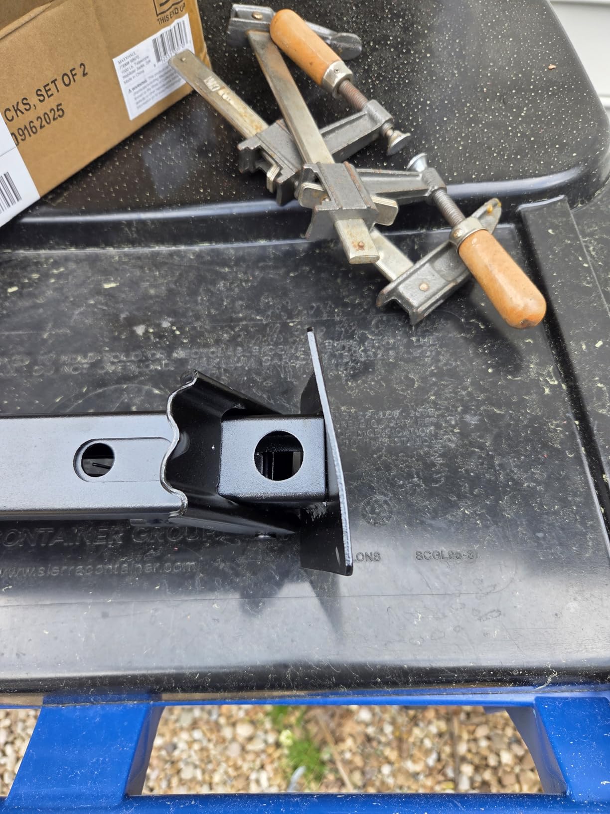 MaxxHaul 50970 Trailer Swing Down Stabilizer Jacks Telescoping RV Camper Accessories 1000 Lbs Capacity Each 12-18 inch | Set of 2 customer photo 2