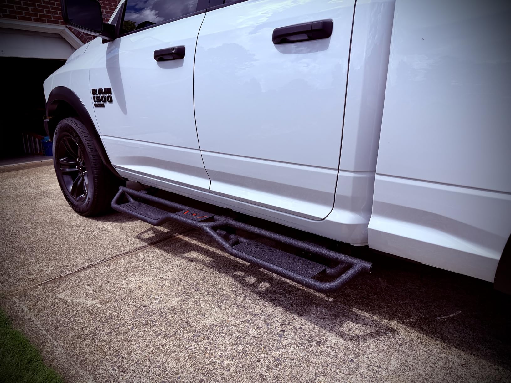YZONA Running Boards for 2009-2026 Dodge Ram 1500 2500 3500 Side Steps customer photo 1
