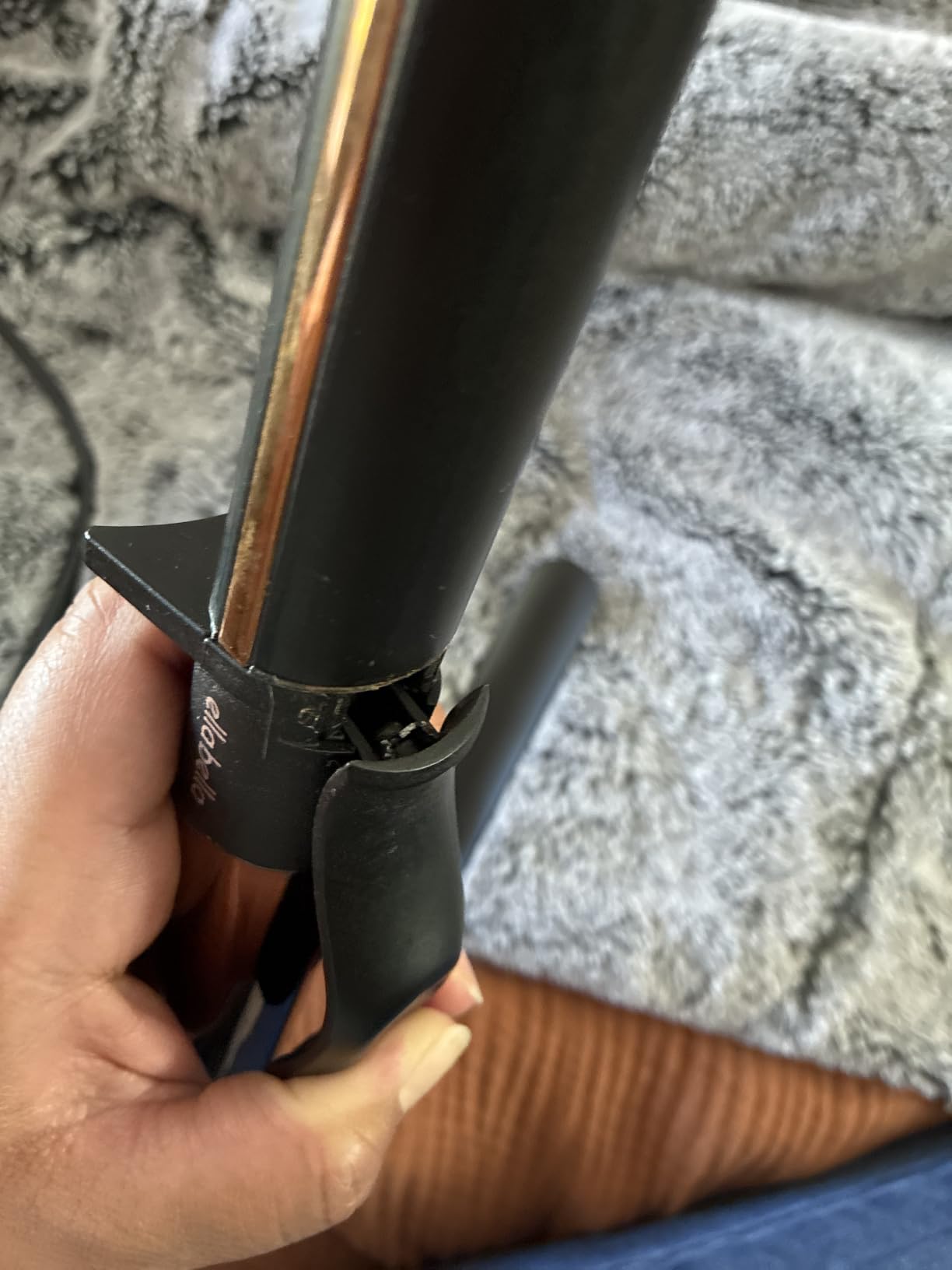 ELLA BELLA® Curling Iron 1.5