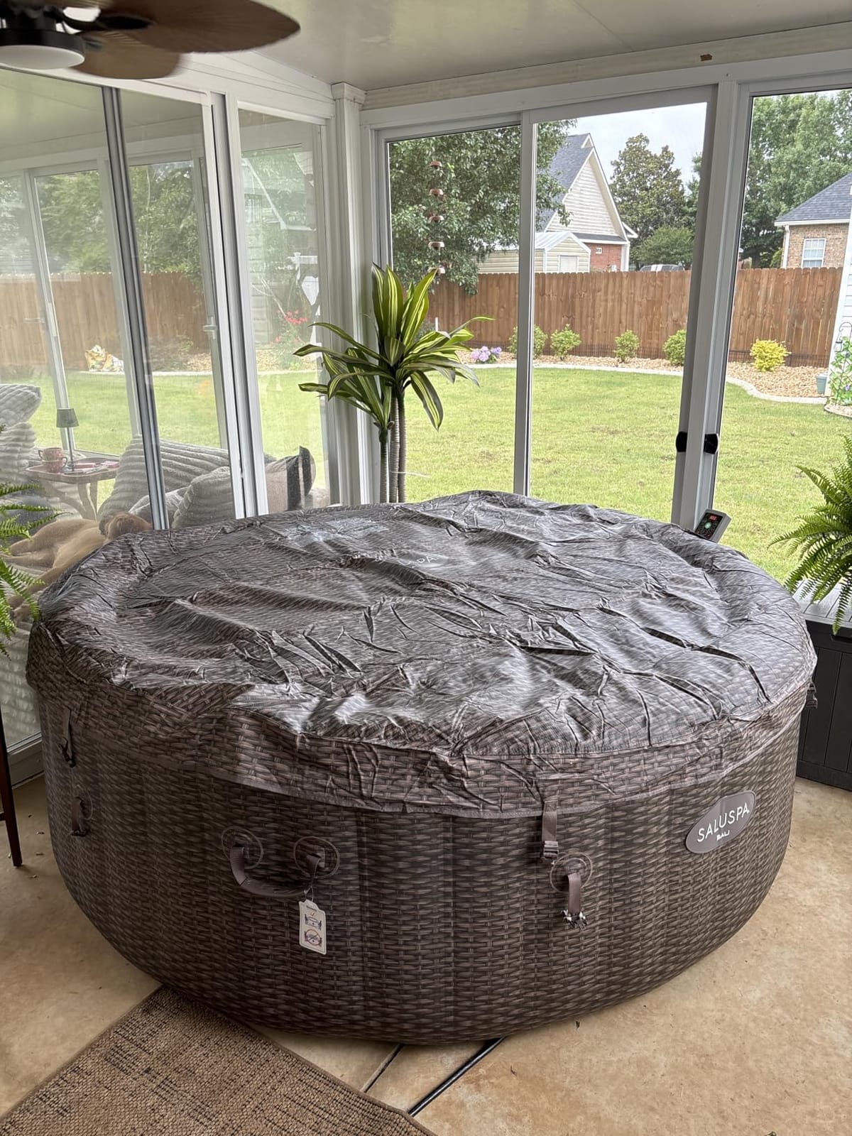 Bestway SaluSpa Bali Energy-Efficient AirJet 4-6 Person Inflatable Hot Tub customer photo 1
