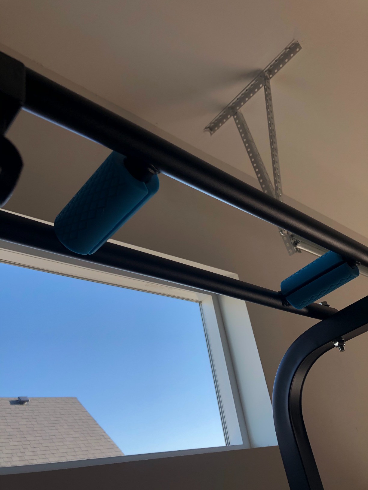 BangTong&Li Power Tower, Pull Up Bar Dip Station/Stand for Home Gym Strength Training Workout Equipment customer photo 2