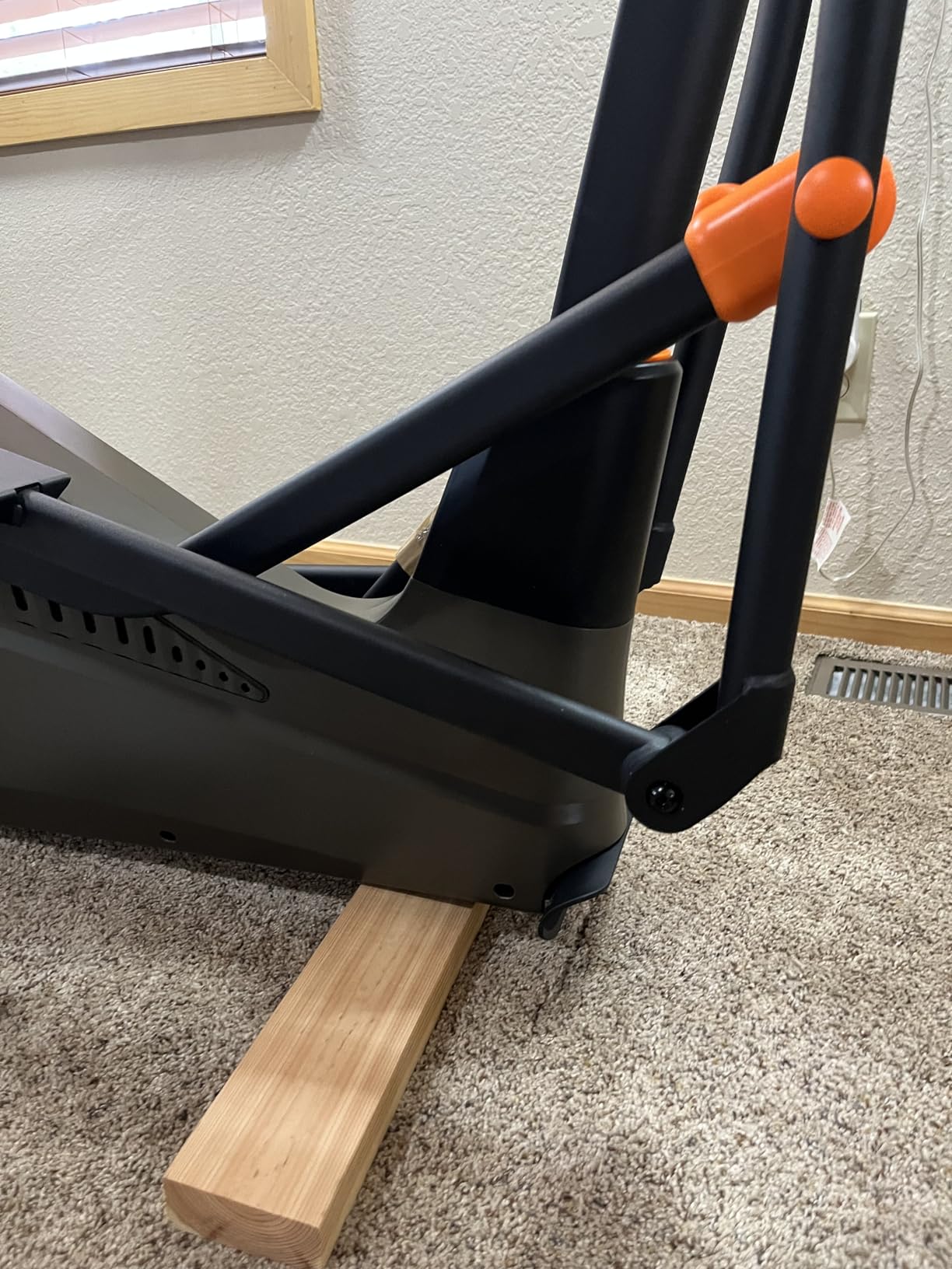 Niceday Elliptical Exercise Machine with 15.5/18/19IN Long Stride customer photo 1