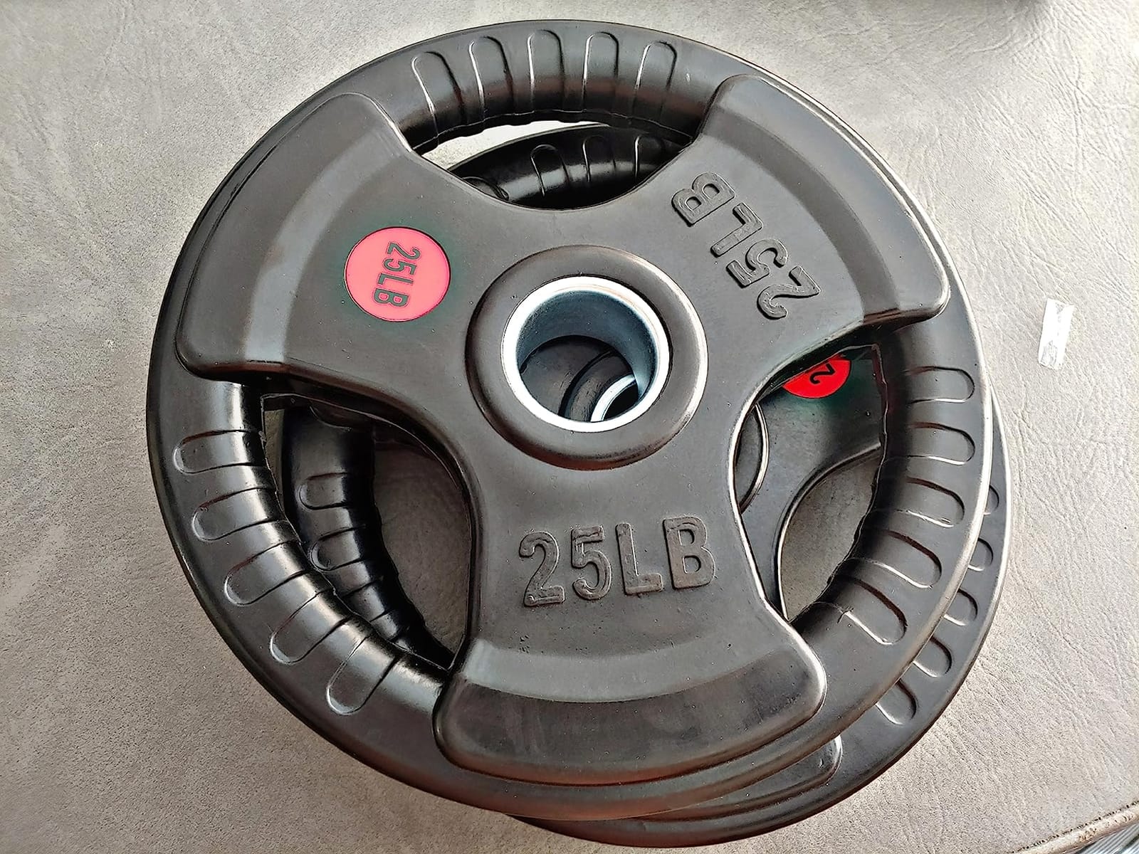 GIKPAL Olympic Weight Plates, 2-Inch Rubber Coated for Strength Training customer photo 1