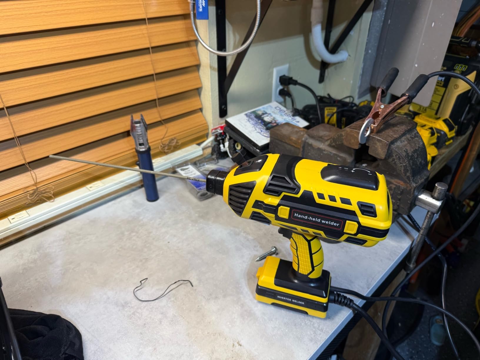 Portable Welder Handheld, 110V 120A IGBT Inverter Welding Machine customer photo 1