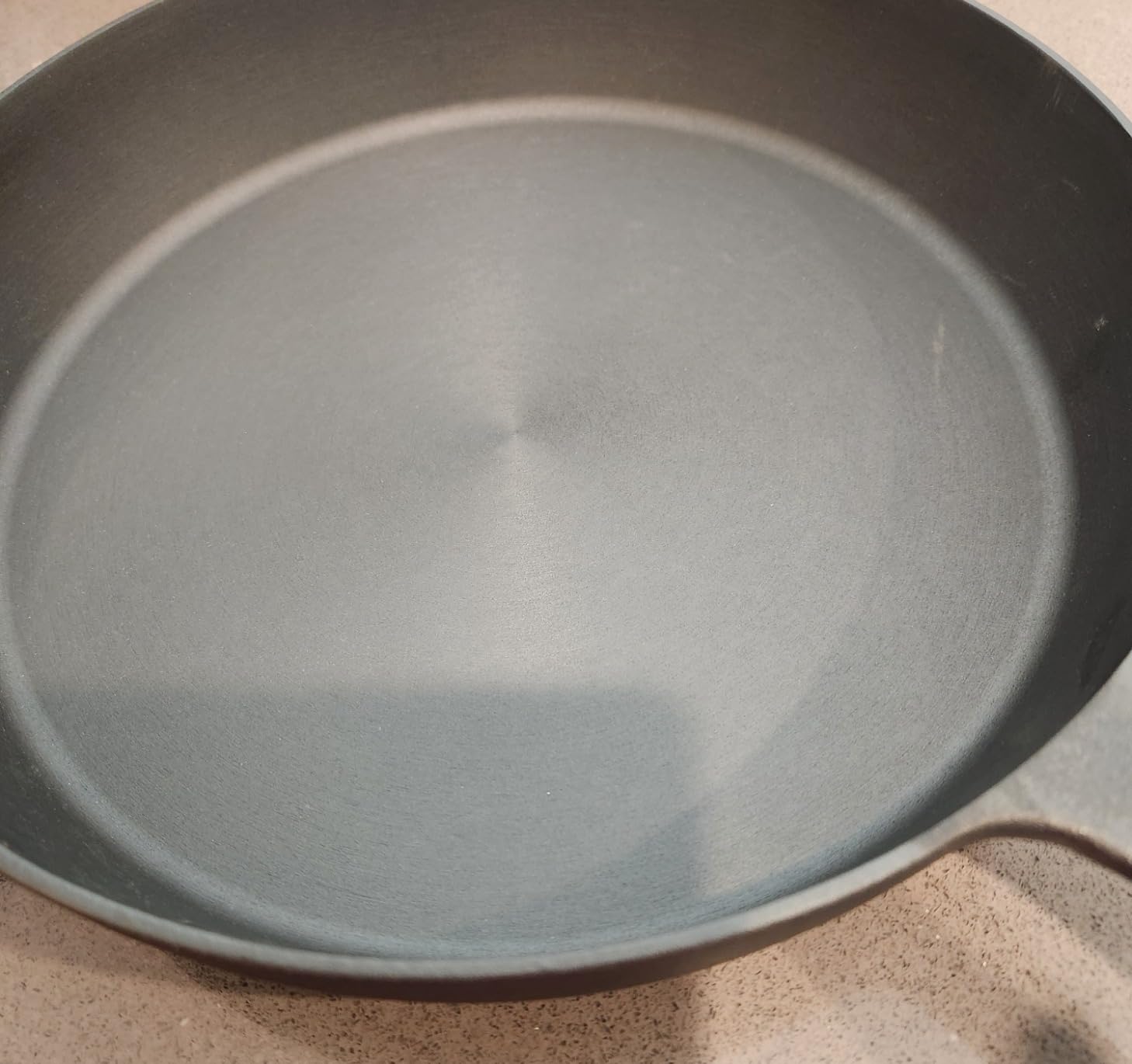 Flambo Skillet #10 - Naturally Non-Stick 10 Inch Pre-Seasoned Cast Iron Frying Pan - Smooth Nonstick Finish for Grilling, Frying, Sauteing, Searing, Baking - Use on Oven, Stove, Grill, or Campfire customer photo 2