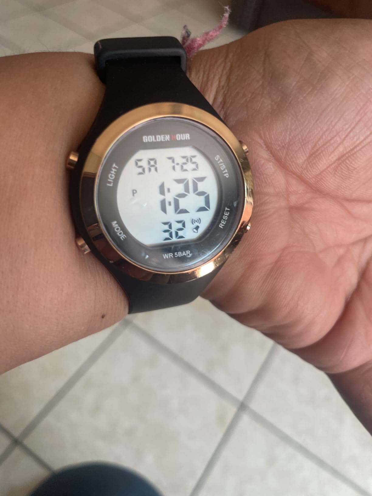 GOLDEN HOUR Waterproof Sport Women's Digital Chronograph Silicone Strap Watch customer photo 1