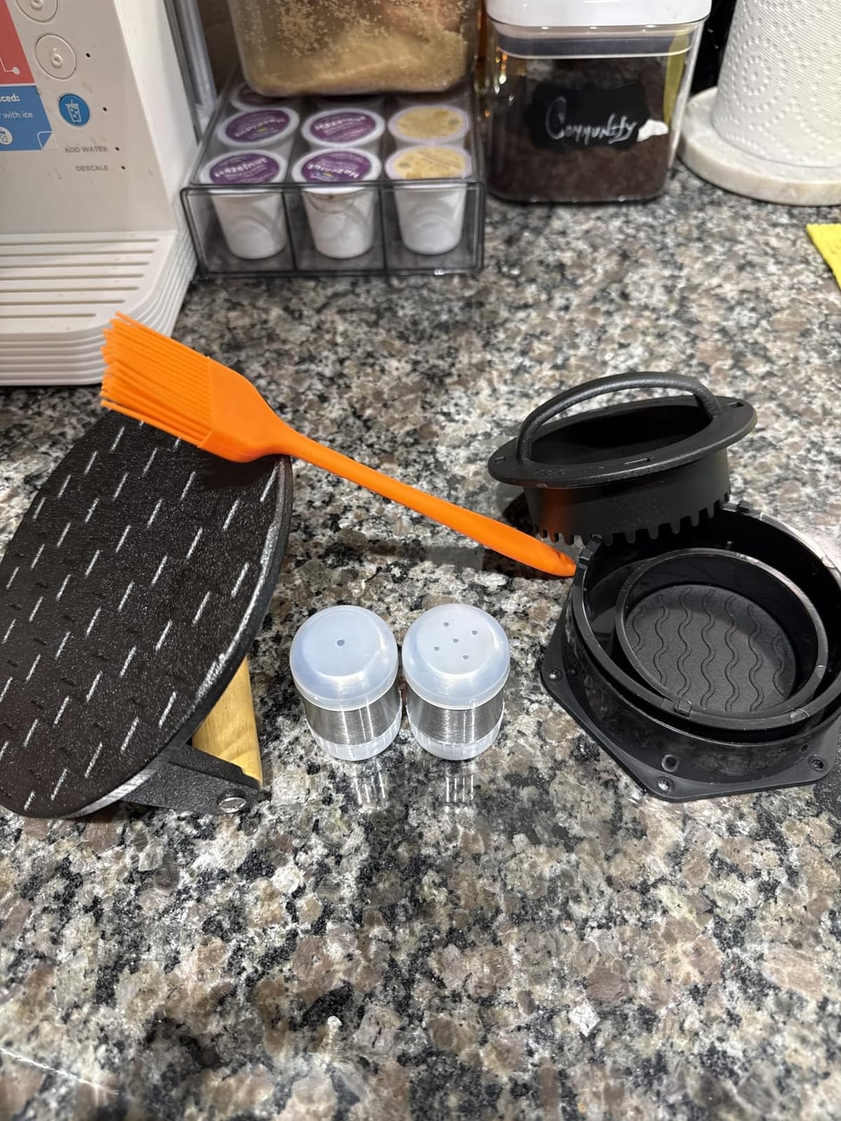 POLIGO Smash Burger Press Kit - 4 in 1 Stuffed Burger Mold, Cast Iron Burger Presses, Sauce Brushes Included - Non Stick Smash Burger Press Set for Grill and Griddle Cooking, Black Round and Rectangle customer photo 2