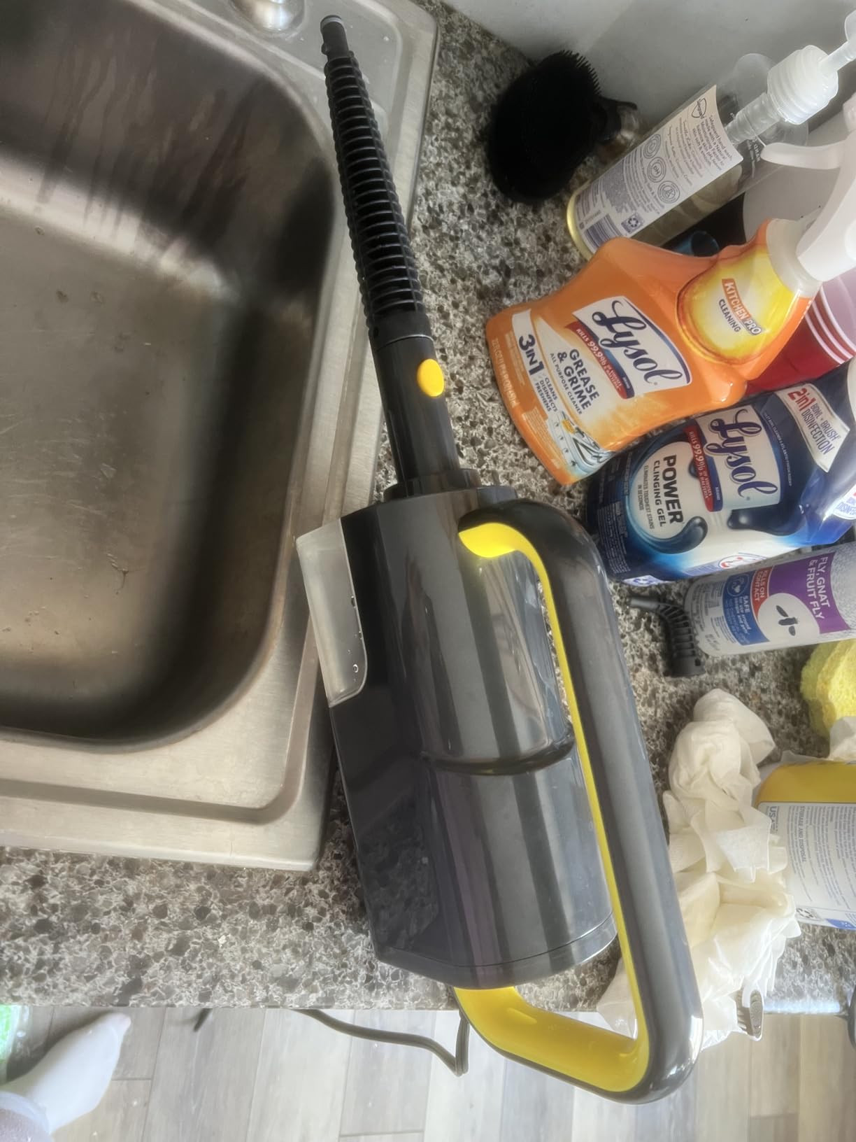 10-in-1 Steam Cleaner, Detachable Handheld Steam Mop for Multi-Surface | Quick 10s Heat, 350ml Water Tank and 2-Level Steamer for Cleaning Floor, Window, Carpet, BBQ Grill, Tile, Sofa, Car and Grout customer photo 1