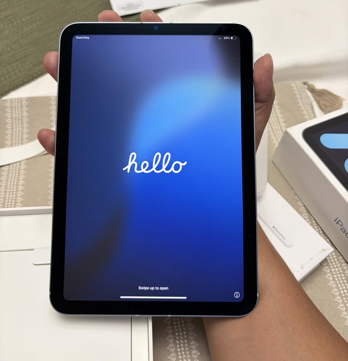 Apple iPad mini (A17 Pro): Apple Intelligence, 8.3-inch Liquid Retina Display, 128GB, Wi-Fi 6E + 5G Cellular, 12MP Front/12MP Back Camera, Touch ID, All-Day Battery Life — Space Gray customer photo 2