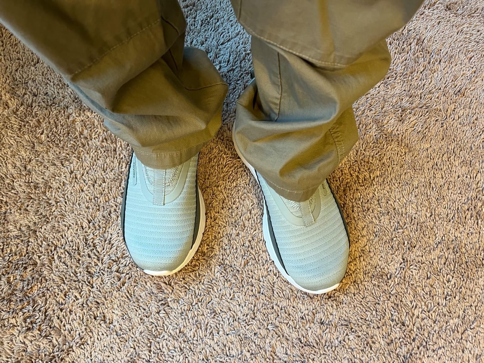 FitVille Men's Extra Wide Slip on Walking Shoes with Arch Support Men Slip on Sneakers for Foot Pain Relief-Stepease V2 customer photo 1
