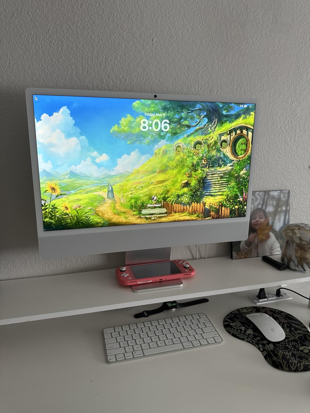 Apple 2024 iMac All-in-One Desktop Computer with M4 chip with 10-core CPU and 10-core GPU: Built for Apple Intelligence, 24-inch Retina Display, 16GB Unified Memory, 256GB SSD Storage; Silver customer photo 1