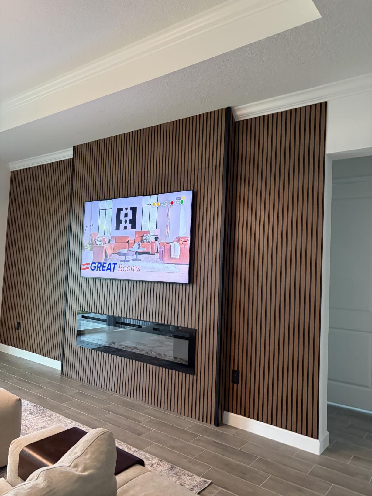 EUHOMY 50 Inch Electric Fireplace Recessed and Wall Mounted customer photo 2