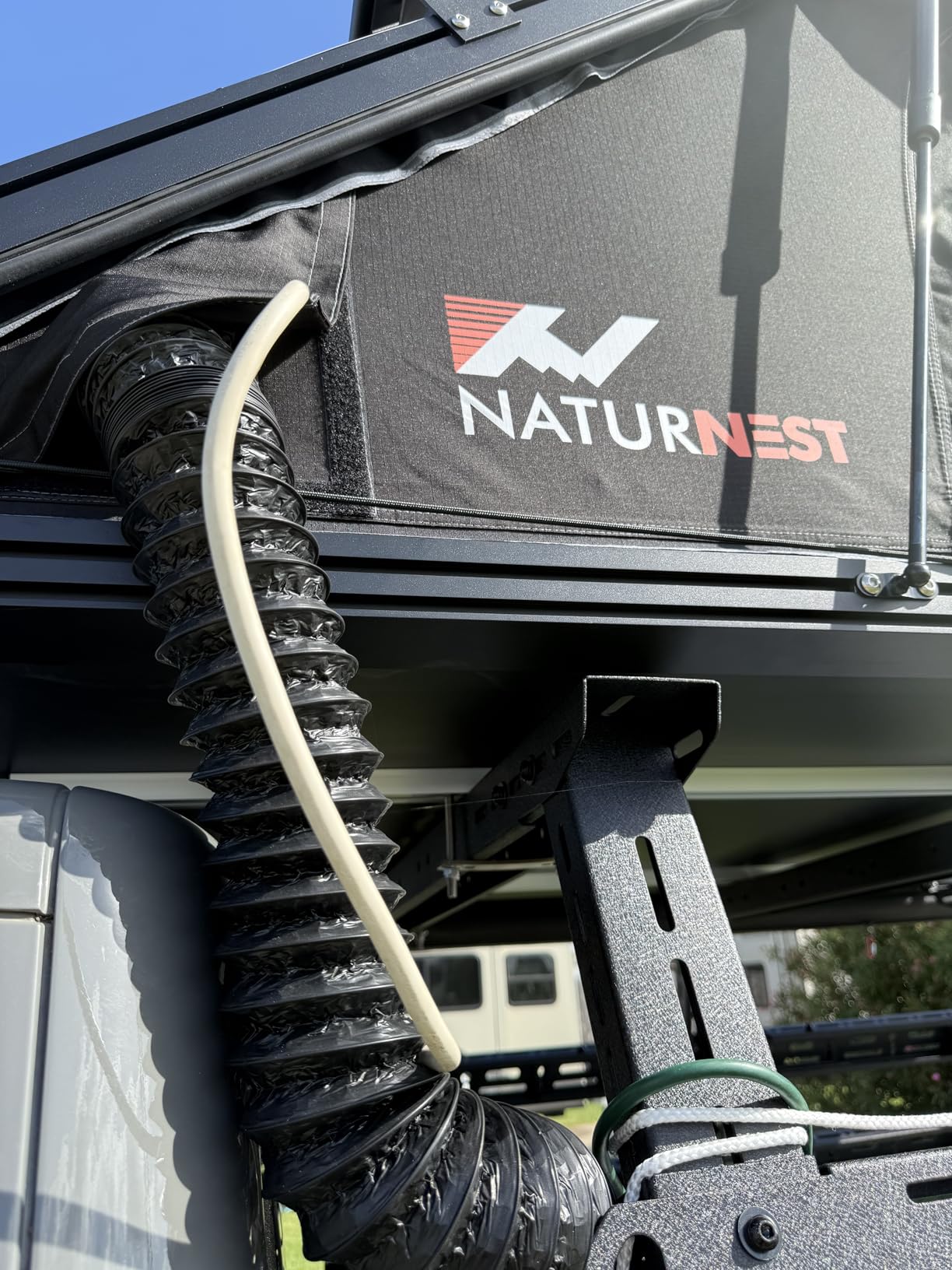 Naturnest Rooftop Tent Hard Shell, Easy Set Up Pop Up Tent for 2 Person customer photo 2