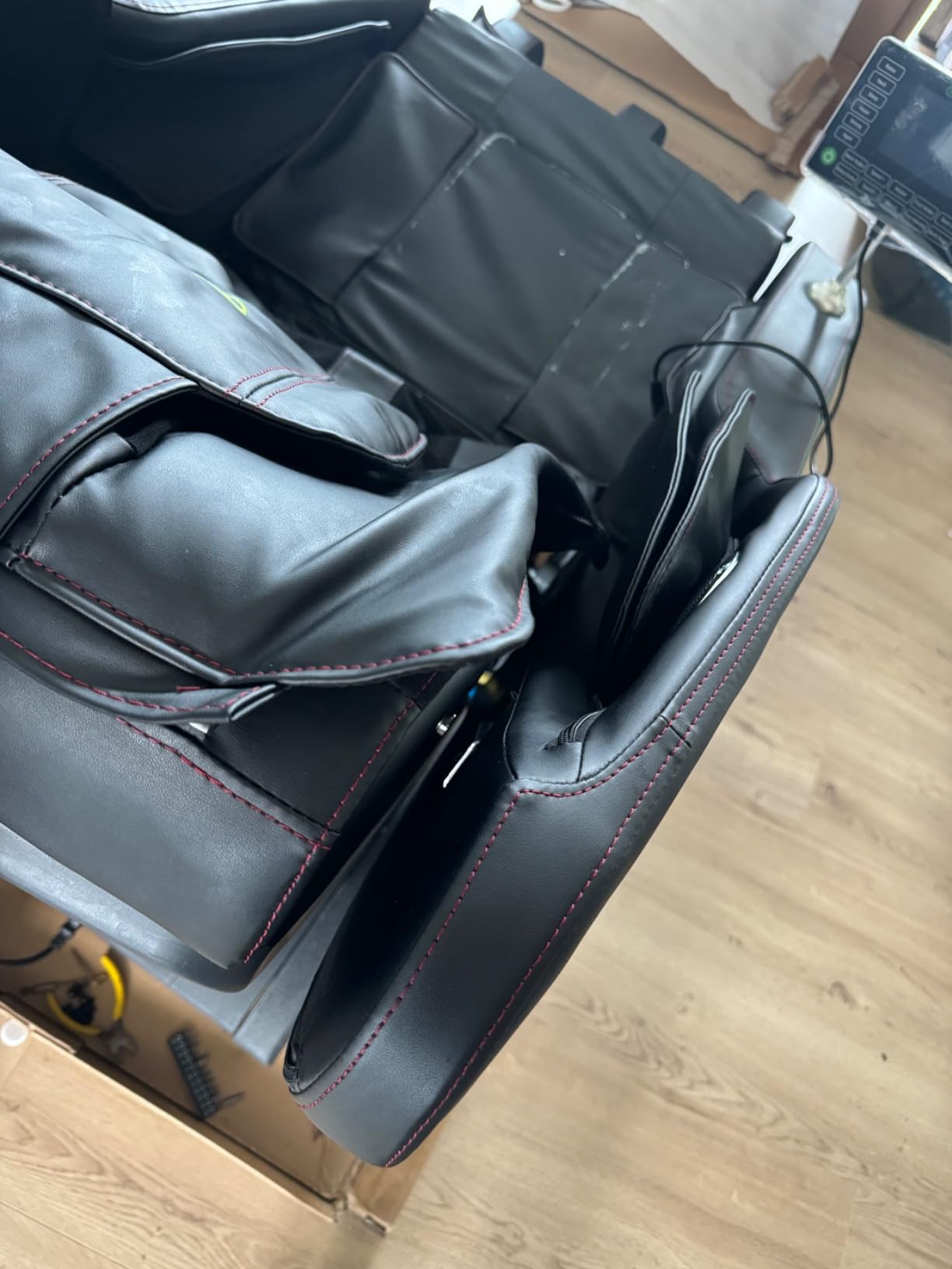 Real Relax Full Body Shiatsu Massage Chair for Home Relaxation customer photo 1