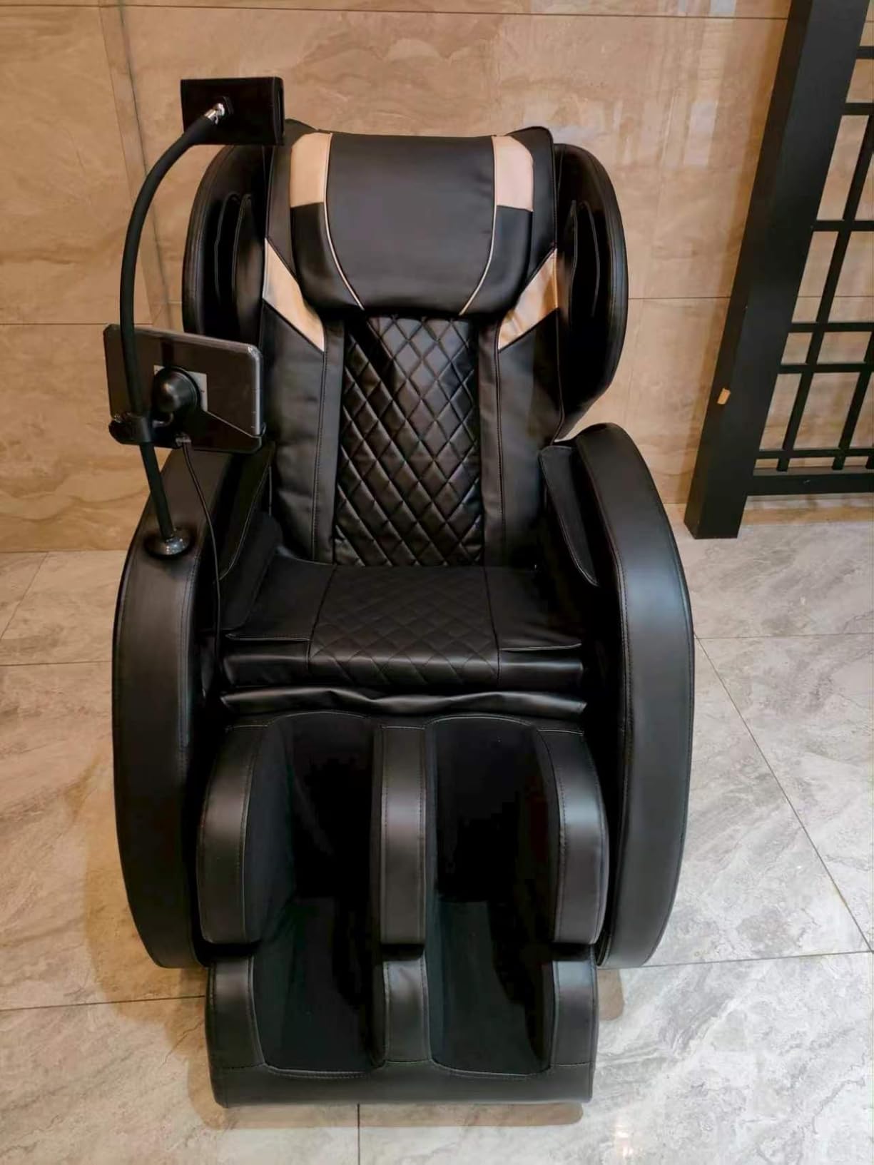 Massage Chairs Full Body, Zero Gravity Massage Chairs with Auto Modes, Airbag Massage, 6 Fix Point Rollers, Foot Massage, Heating, Touch Screen Controller, Home Relaxation Recliner with Massage customer photo 1