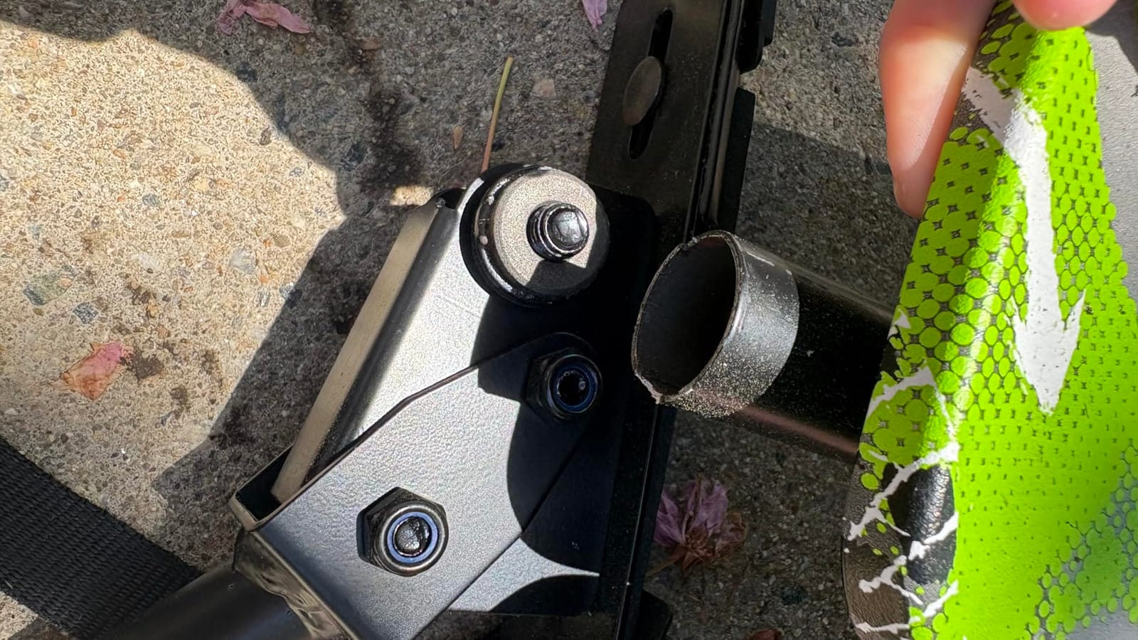 LIEAGLE Self-Balancing Scooter with Bluetooth Speaker and LED Hub Lights customer photo 1