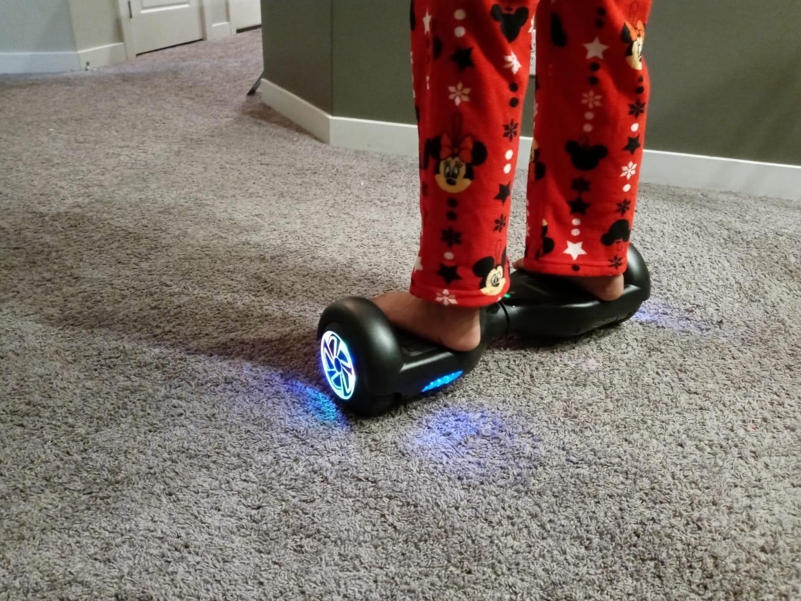 LIEAGLE Self-Balancing Scooter with Bluetooth Speaker and LED Hub Lights customer photo 2