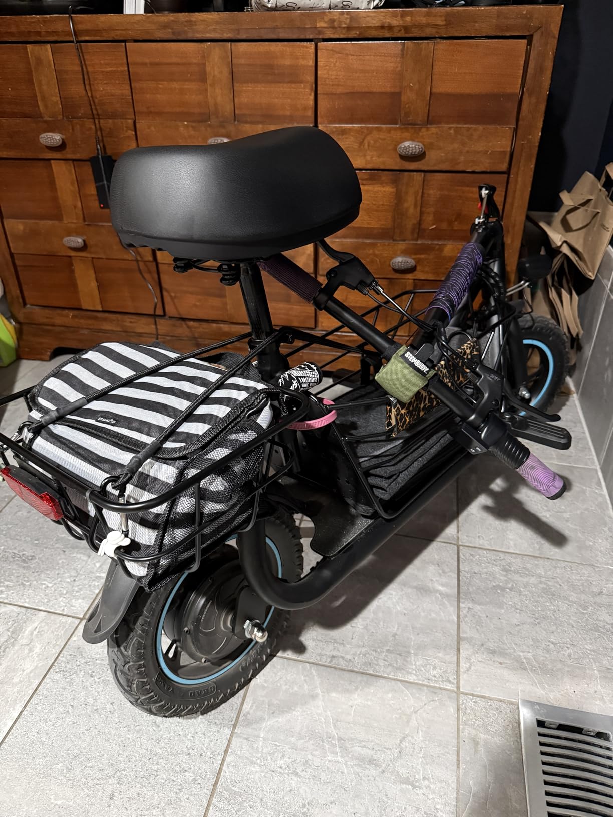 URBANMAX C1S Seated Electric Scooter,550W,18.6MPH,20 Miles,Dual Baskets customer photo 2