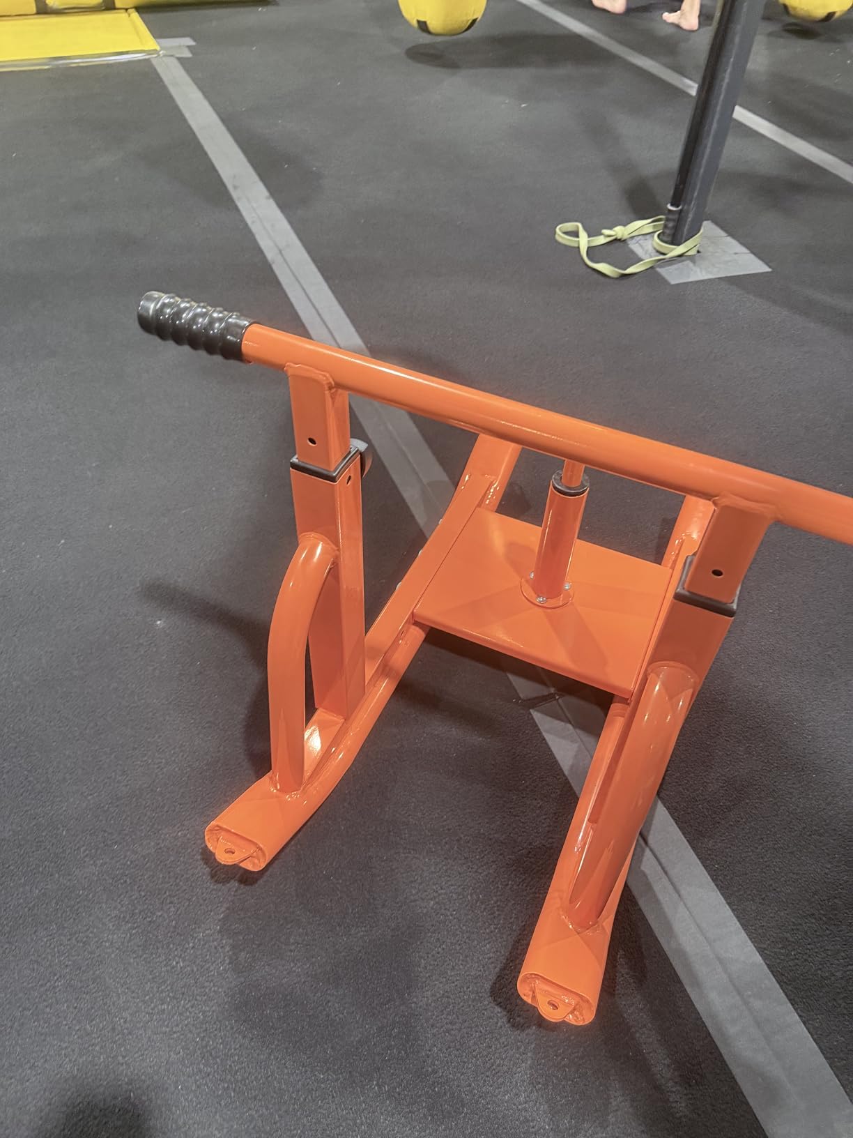 VEVOR Weight Sled,Workout Sled for Push-Pull Running & Strength Training customer photo 1