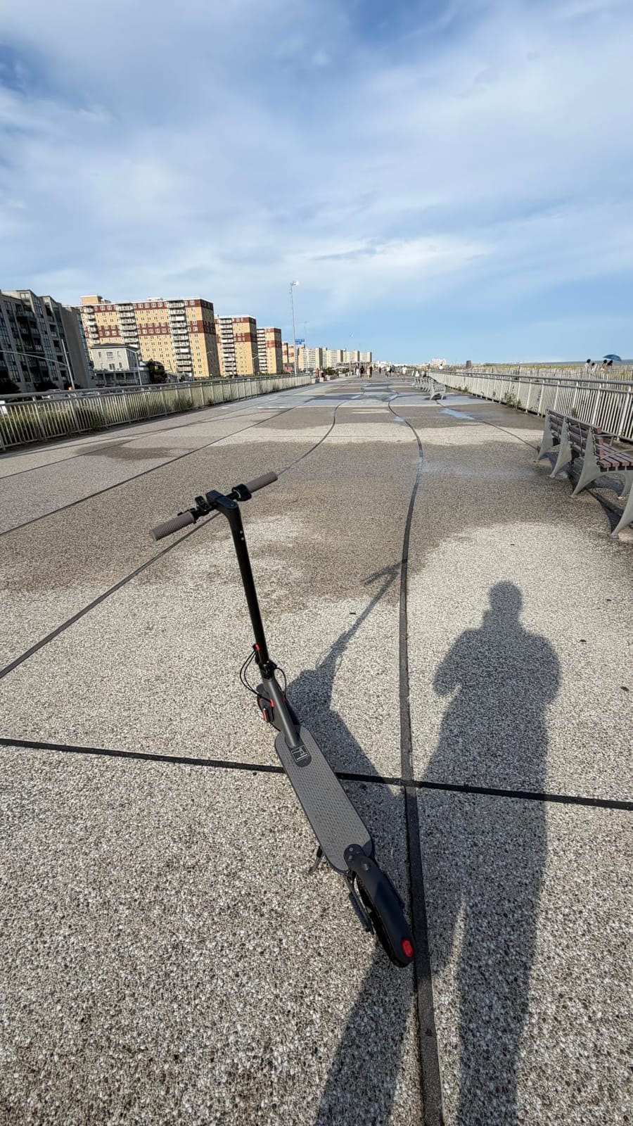Aovowheel Electric Scooter for Adults, Folding E Scooter with 350W/500W Motor 16/24 Mph Top Speed, Max 19-23 Miles Long Range, 8.5''/10''/14''Tires Commuting Scooters with Dual Brakes System, APP customer photo 1