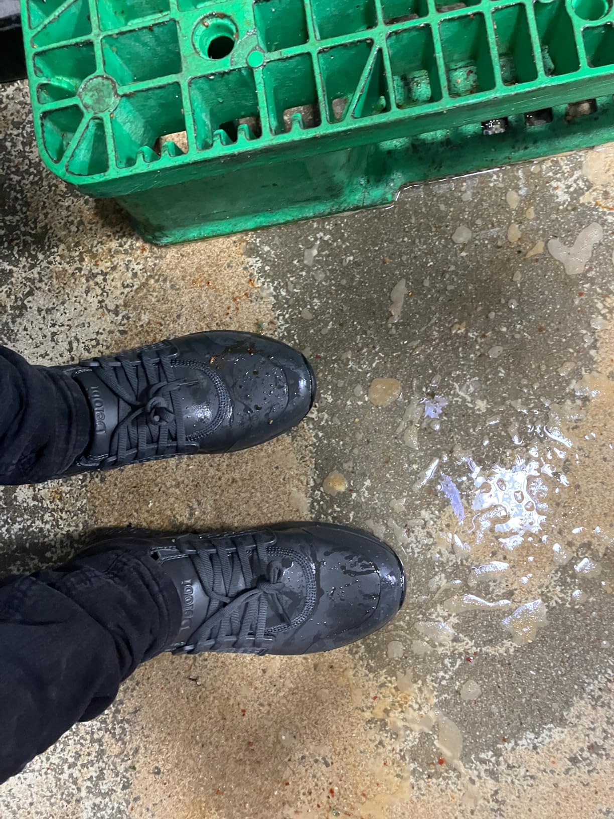 Men's Non Slip Work Shoes Restaurant Waterproof Chef Shoe for Kitchen Hospital Slip-Resistant Air Cushion Sneakers with Easy-Clean Modern Design Breathable Lightweight customer photo 1