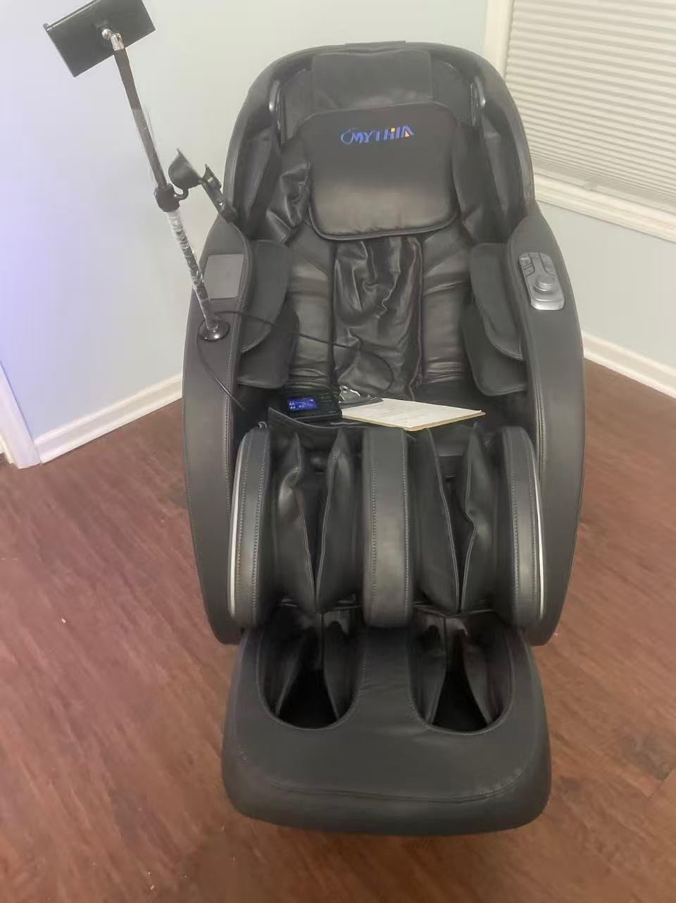 MYTHIA 4D Full Body Massage Chair Recliner, 55