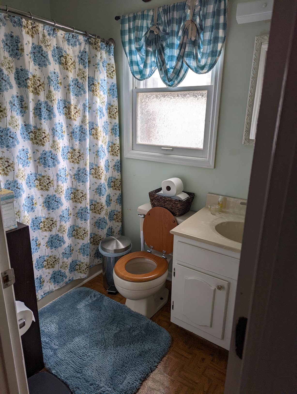 Gerber Viper Force Compact Elongated Two-Piece Toilet, Soft-Close, White customer photo 2