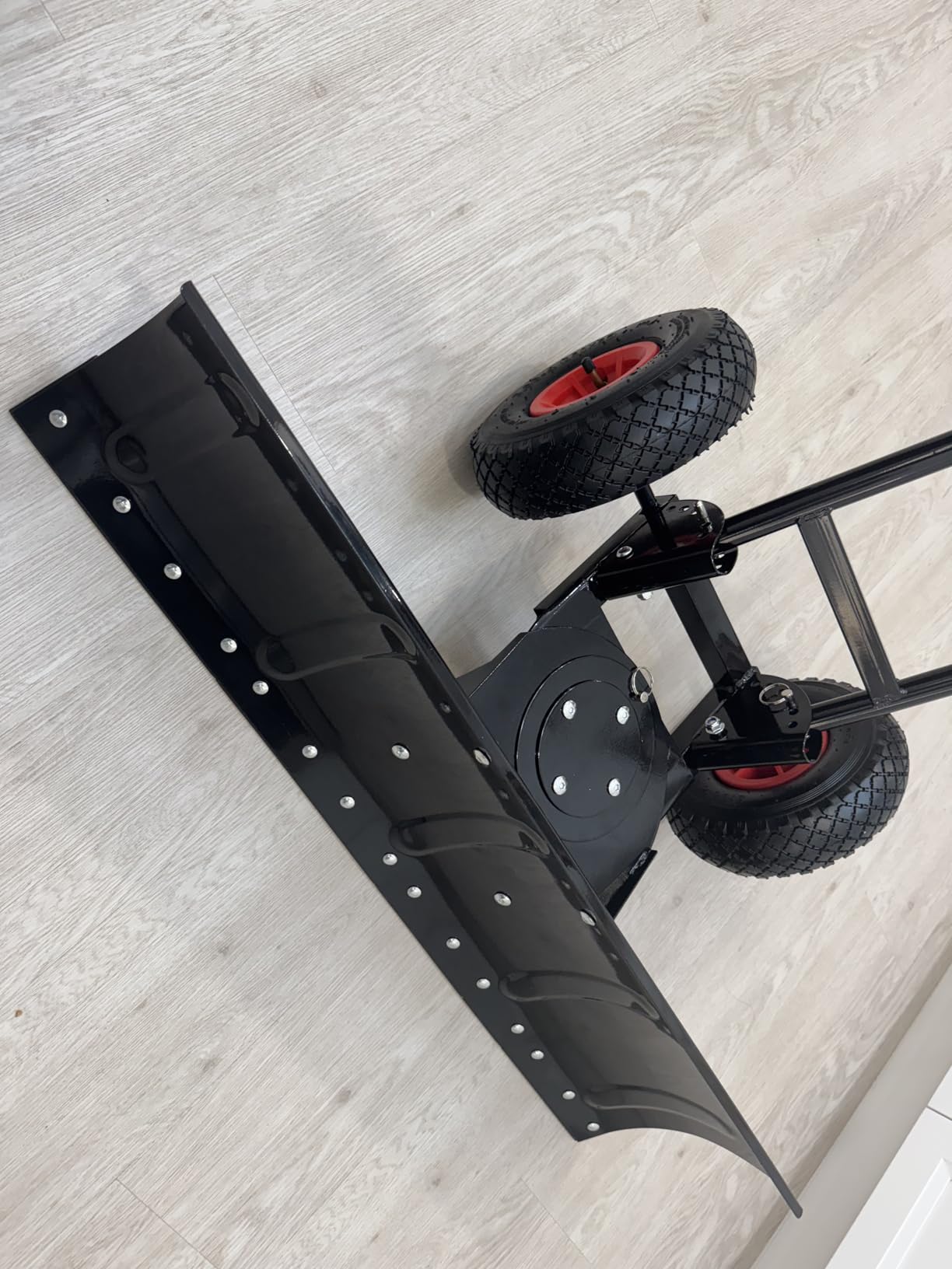 DORTALA Snow Shovel with Wheels, 36” Wide Heavy-Duty Metal Snow Pusher with 7-Position Angled Blade, Adjustable Height Anti-Slip Handle for Double Driveway, Sidewalk, Black customer photo 2