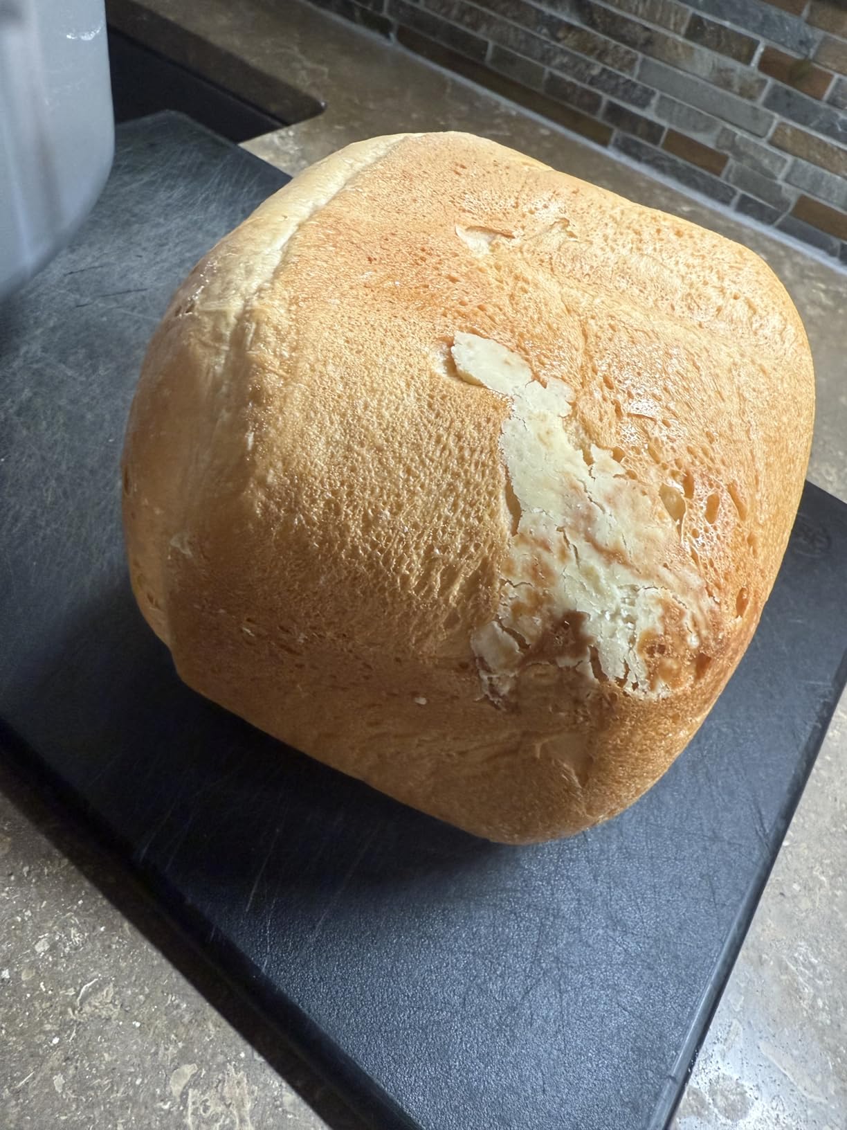 KBS 19-in-1 Programmable Bread Maker, 2.2LB Bread Machine with Healthy Ceramic Pan, Stainless Steel Bread Maker Machine with 15H Timer & 1H Keep Warm, Sourdough, Gluten Free, 3 Crust Colors, 53 Recipes customer photo 1