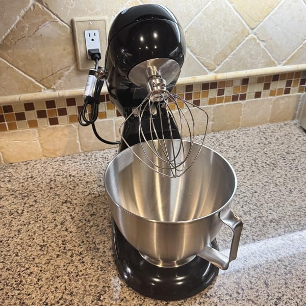 Hamilton Beach Die-Cast Metal Classic Electric Stand Mixer, 12 Speeds | 4.5-Quart Stainless Steel Bowl | Includes Flat Beater, Whisk, Dough Hook & Pour Shield | Powder-Coated Black Finish | 63227N customer photo 2