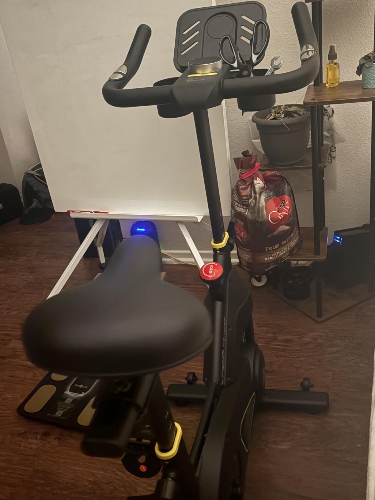 YPOO Exercise Bike Adjustable Magnetic Resistance 330LBS,APP Courses customer photo 2